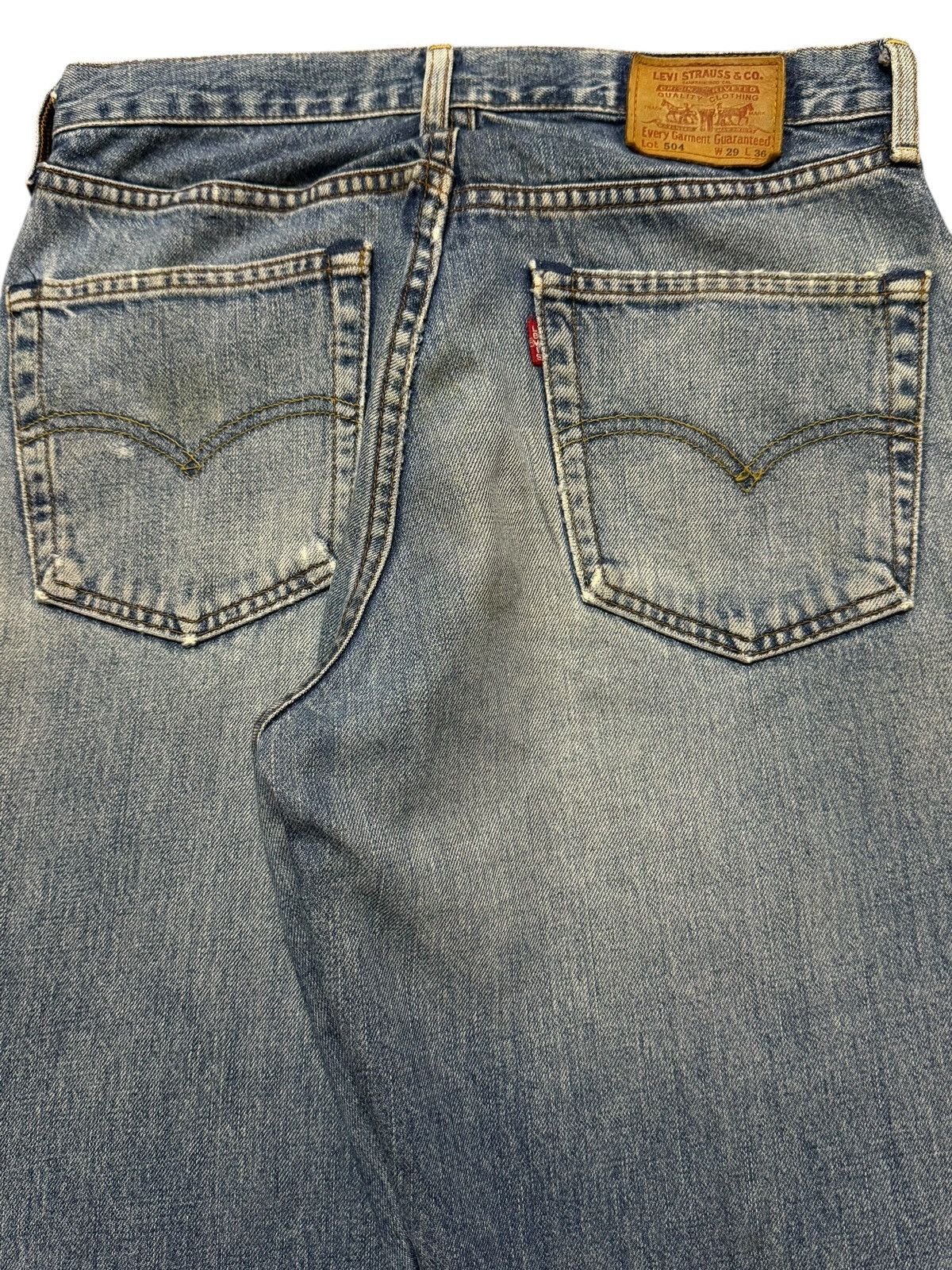 Levi's Vintage 90s Levis 504 Blue Faded Wash Wide Leg Baggy Jeans Size US 29 - 5 Thumbnail