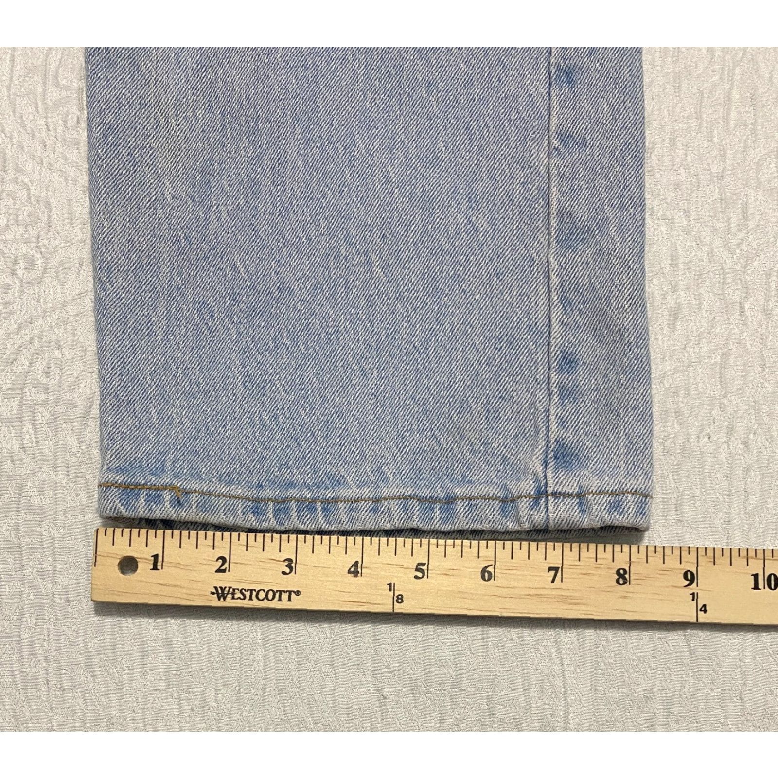 Levi's VINTAGE Levi's 505 Jeans Regular Fit Men's 40x29 Blue Light Wash Denim 5-Pocket USA 90s Size US 40 / EU 56 - 7 Thumbnail