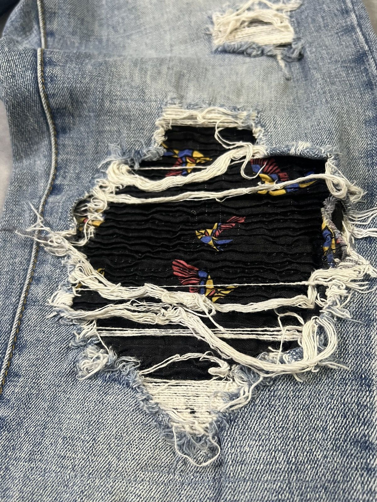 Number (N)ine 2000s Amiri Mx1 Distressed Ripped Wash Jeans Lgb Ifsix Size US 32 / EU 48 - 3 Thumbnail