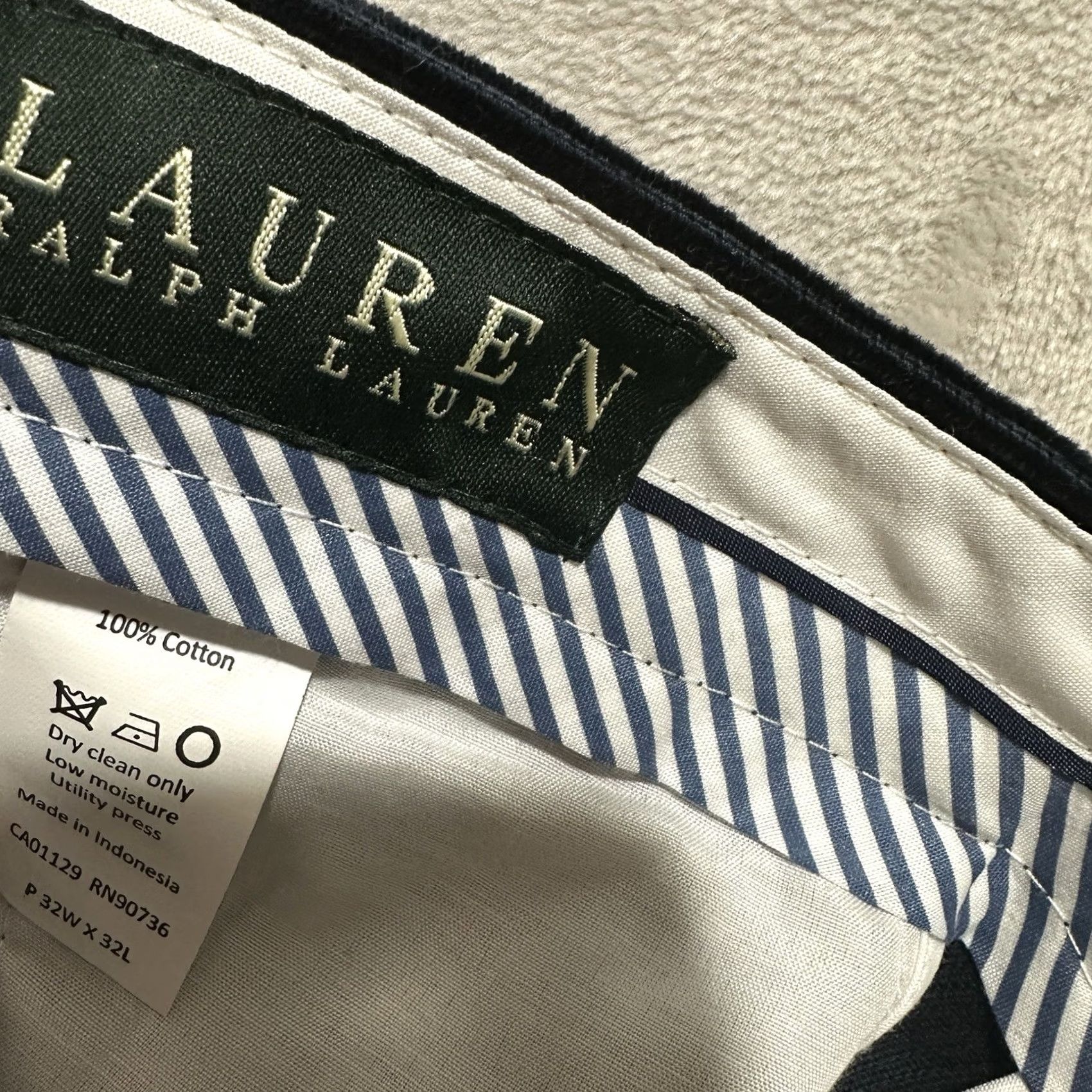 Ralph Lauren Polo Ralph Lauren Flat Front Corduroy Pants Navy 32 Men’s NWT Flat Front 100% Cotton Straight Leg Lauren Ralph Lauren Pants Size US XS / EU 42 / 0 - 3 Thumbnail