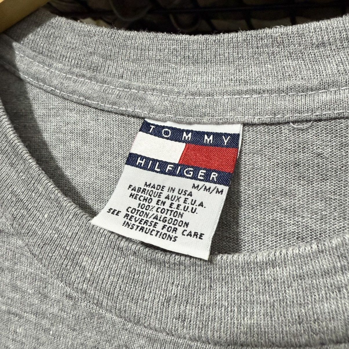 Tommy Hilfiger Vintage tommy hilfiger jeans tshirt Size US M / EU 48-50 / 2 - 3 Thumbnail