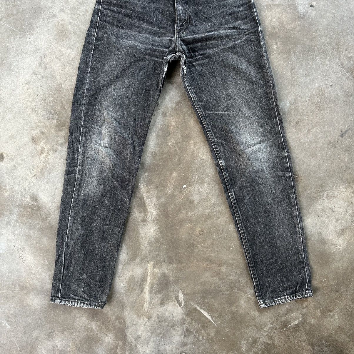 Levi's Vintage Levi’s Black Faded Jean Distressed Denim Pant W29 Size US 29 - 16 Thumbnail