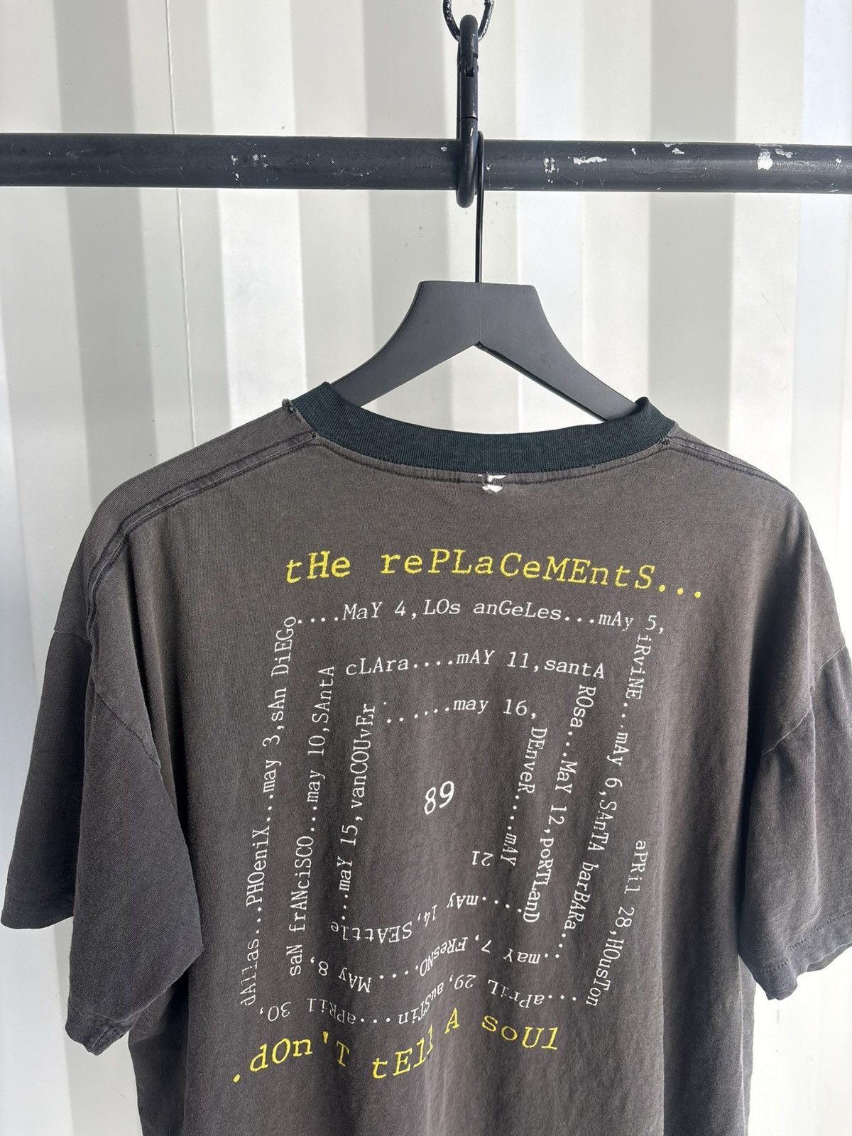 Band Tees Vintage The Replacements Faded Distressed Shirt GRUNGE Band Size US XL / EU 56 / 4 - 4 Thumbnail