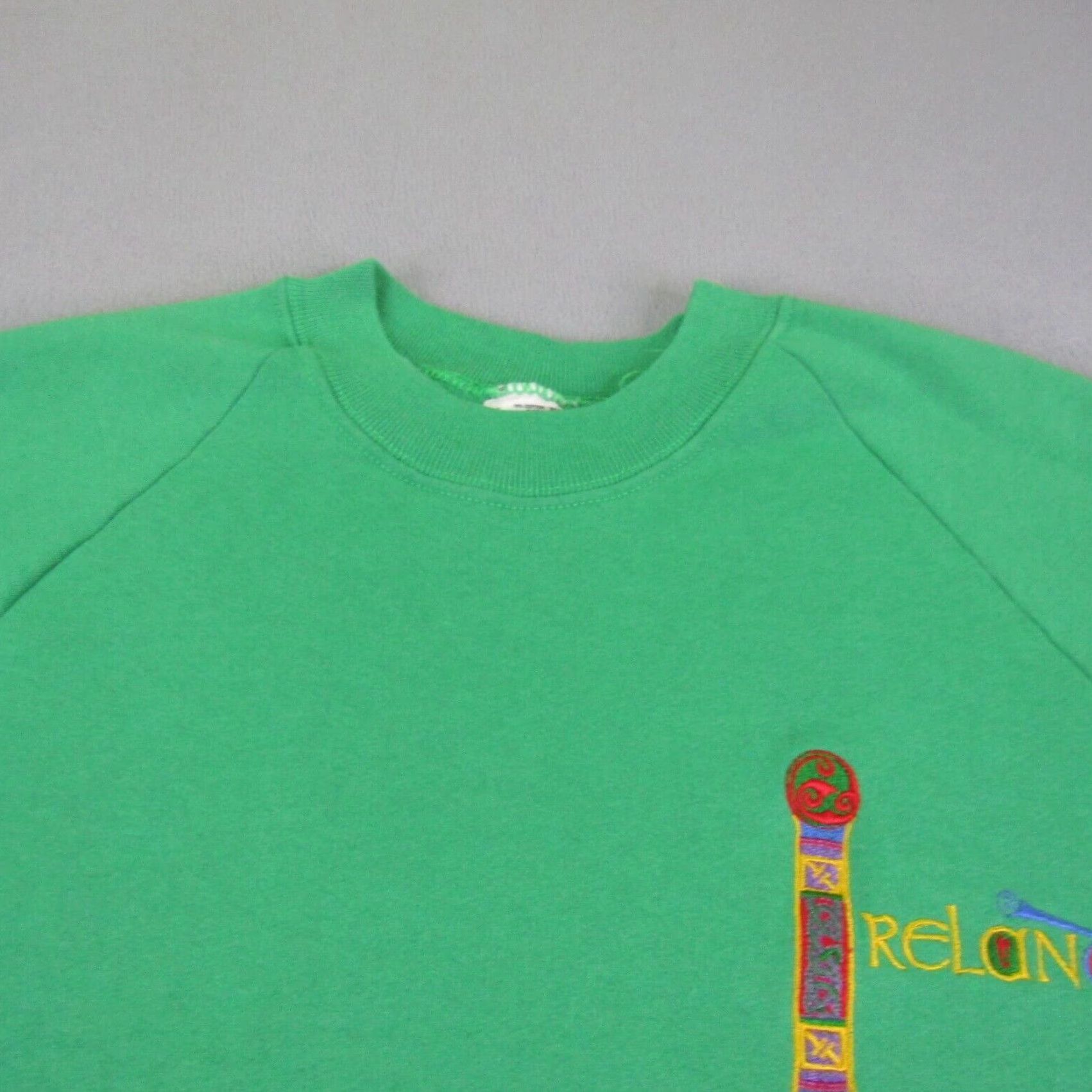 Vintage VINTAGE Screen Stars Sweatshirt Mens L Green Ireland 90s Crew Neck Pullover Embroidered Logo Knit Sweatshirt Size US L / EU 52-54 / 3 - 2 Thumbnail
