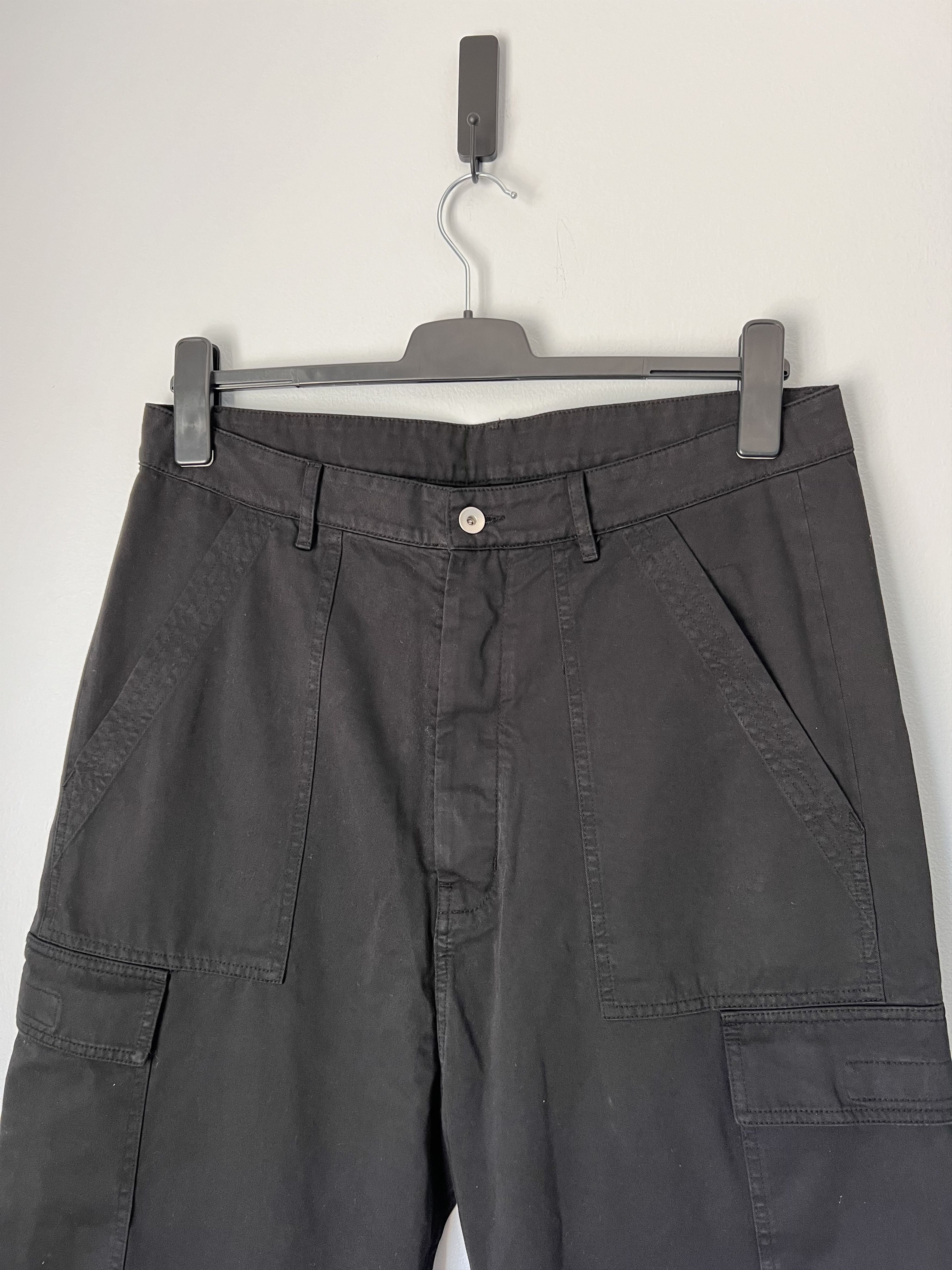 Rick Owens Drkshdw Rick Owens DRKSHDW Straight Leg Cargo Pants in Black Size US 34 / EU 50 - 2 Thumbnail
