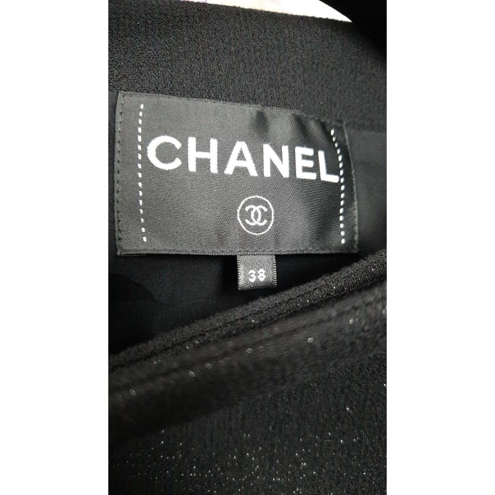 Chanel NWOT CHANEL 19A Black Wool Jacket Blazer Sz.38 Size S / US 4 / IT 40 - 4 Thumbnail