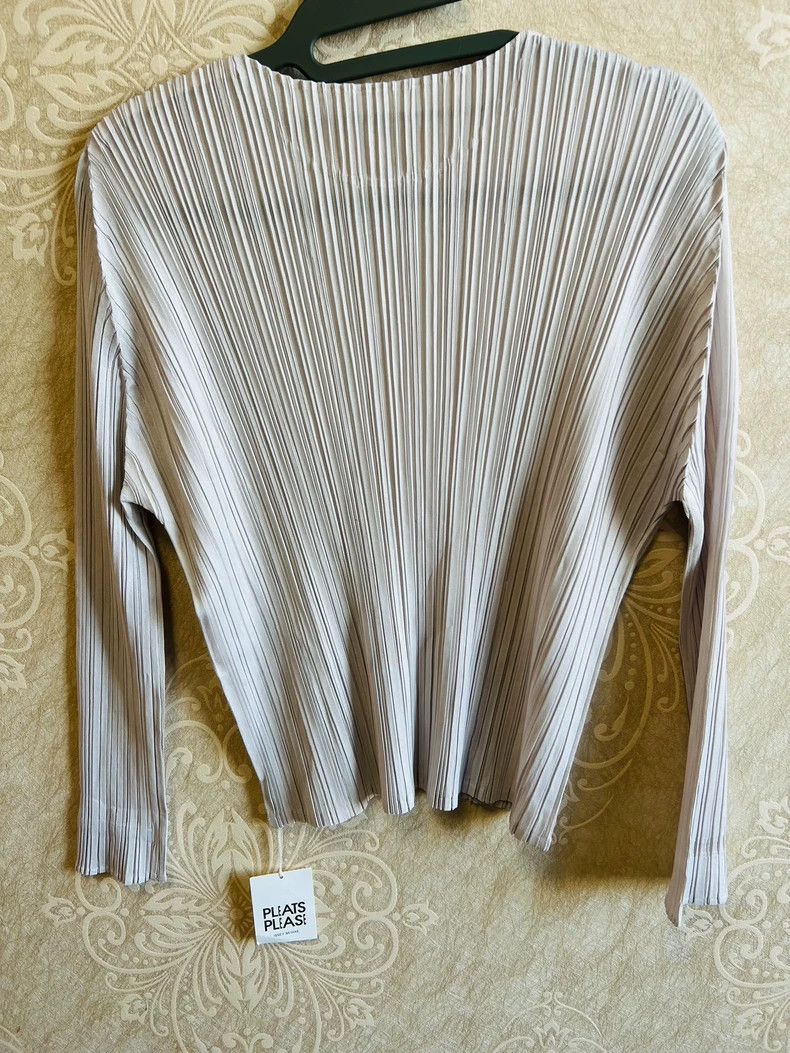 Issey Miyake Issey Miyake size:3 Off-white pleated long-sleeved shirt Size S / US 4 / IT 40 - 2 Thumbnail