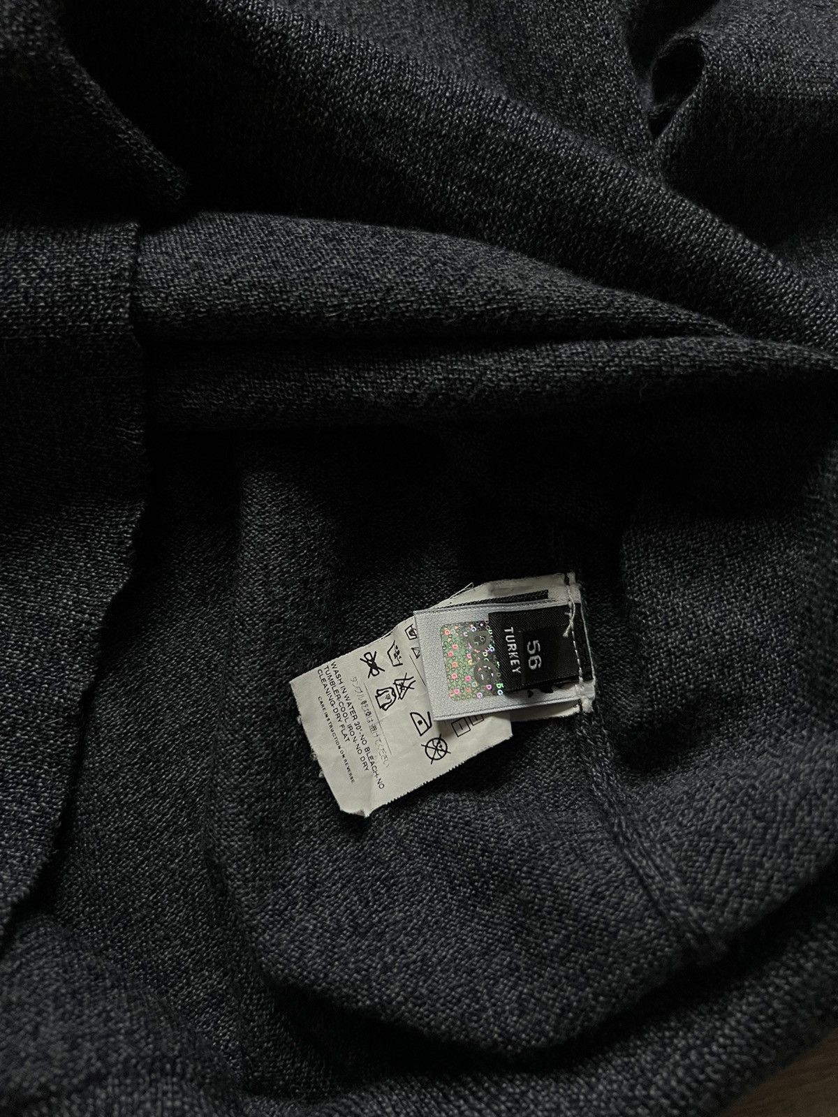 Dolce & Gabbana Dolce & Gabbana Vintage Wool Sweater V-Neck Size US XL / EU 56 / 4 - 9 Thumbnail