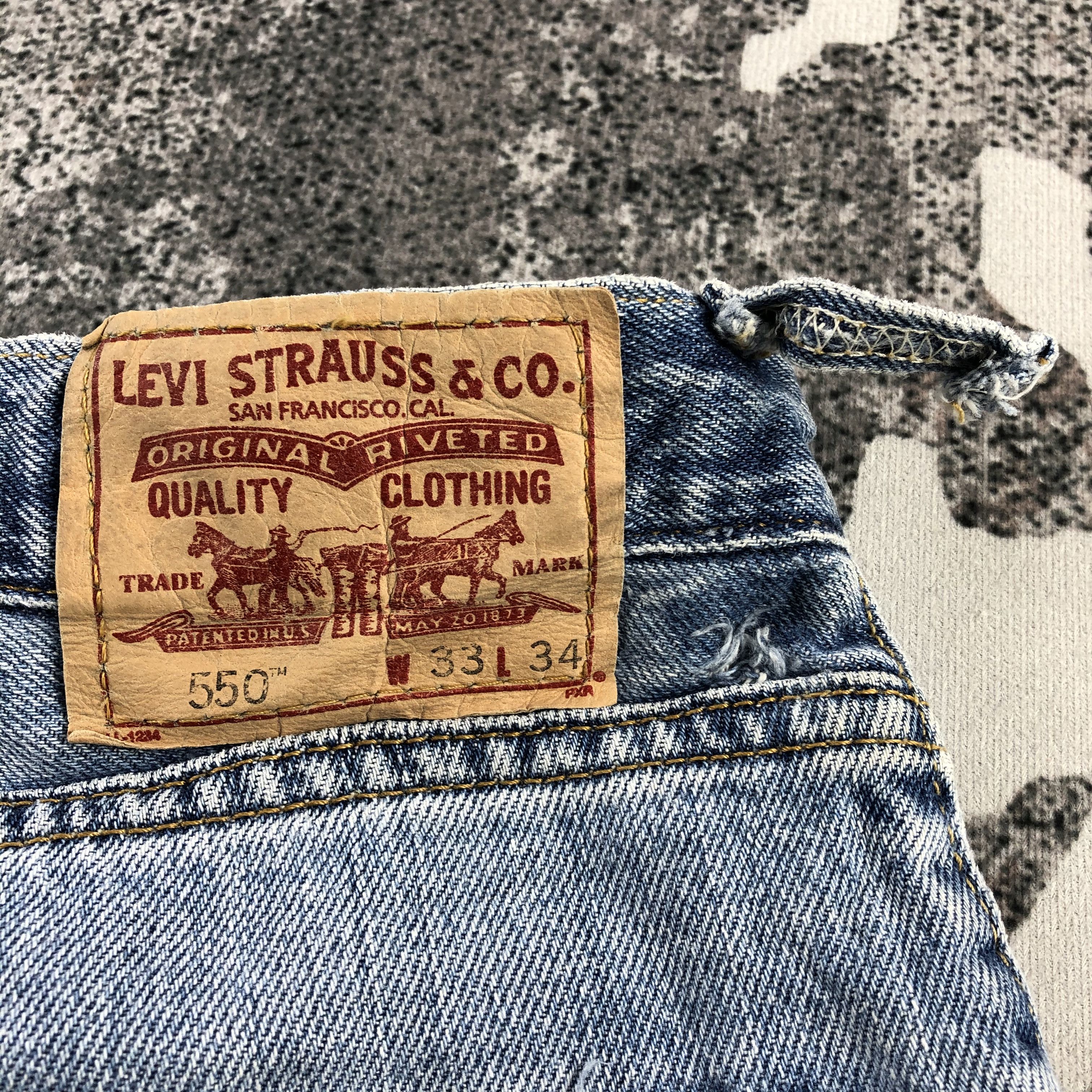Levi's Vintage Levi's 550 Jeans Relaxed Fit Denim KJ1045 Size US 35 - 5 Thumbnail