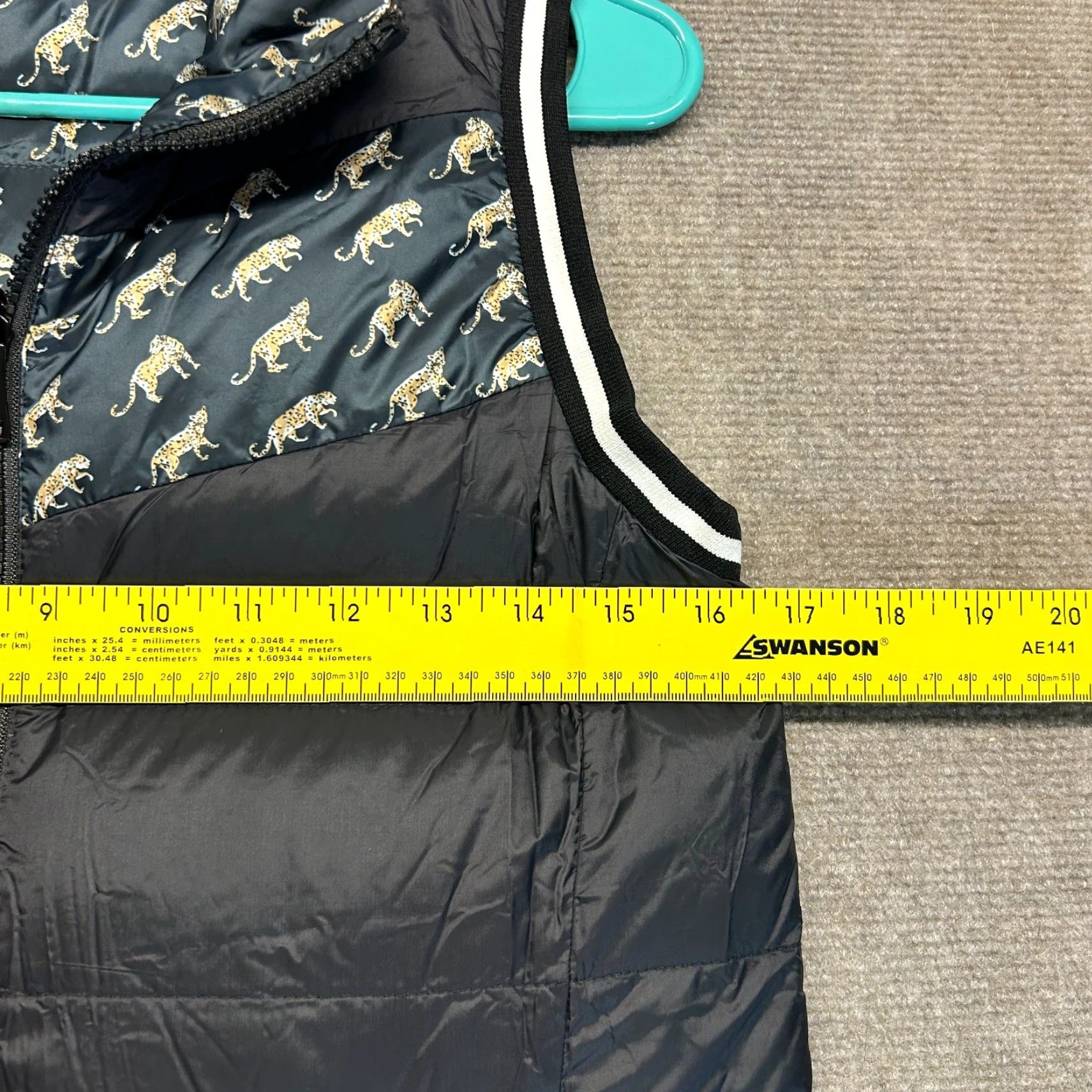 Ralph Lauren Polo Golf Reversible Down Vest Womens XS Black AOP 