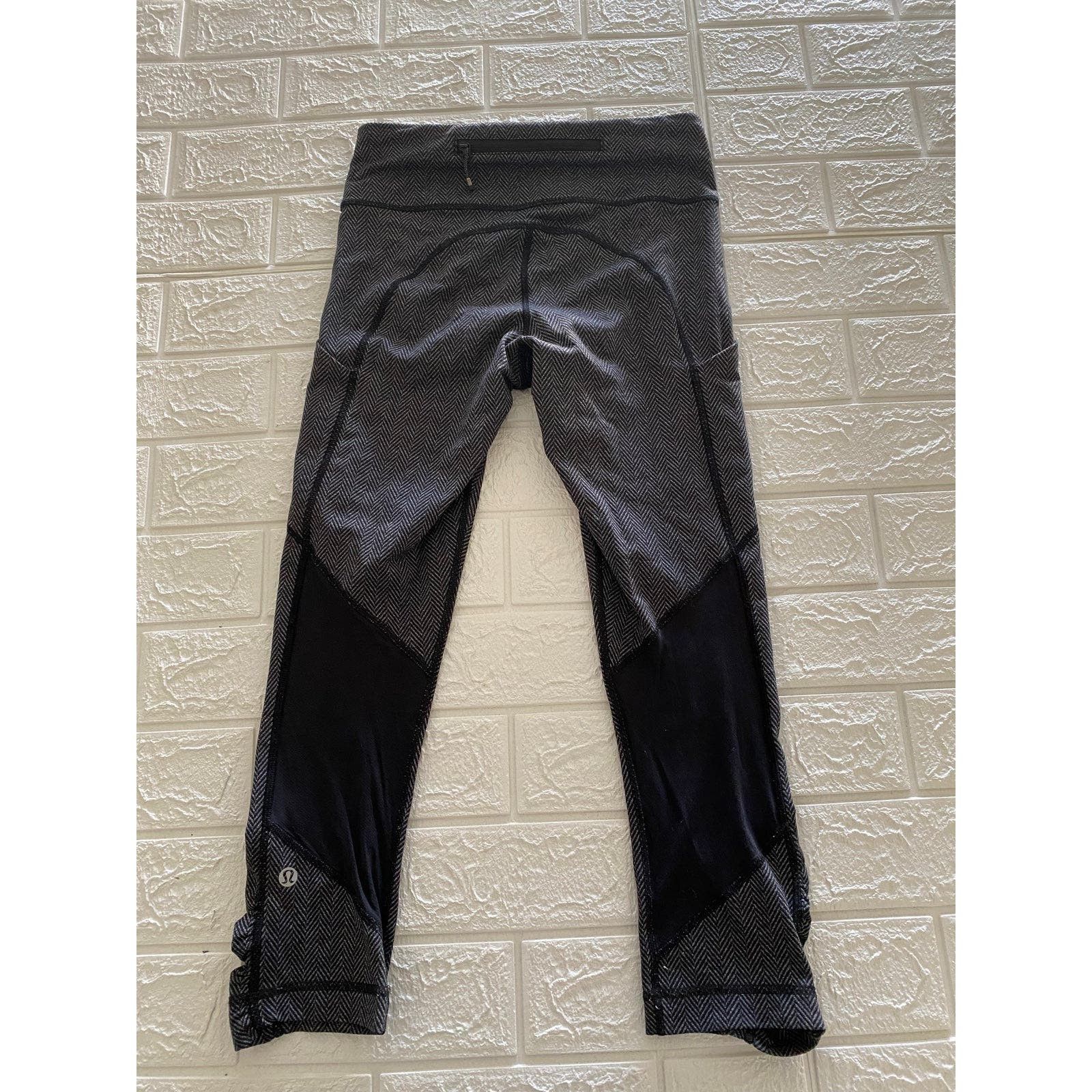Lululemon lululemon leggings size 4 Size 27" / US 4 / IT 40 - 6 Thumbnail