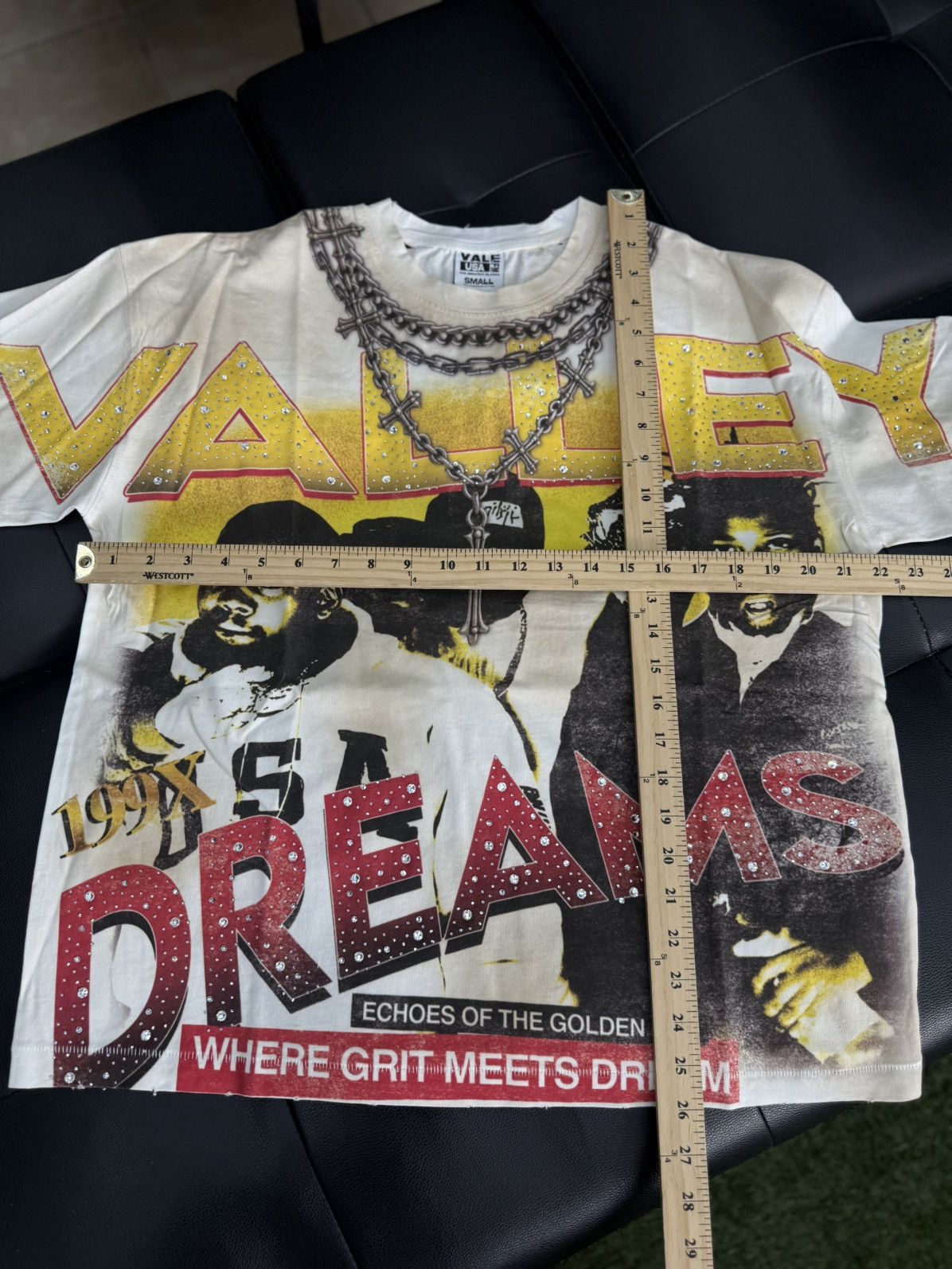 Vale Valley Dreams Black Chambers Bling Tee Size Small NEW Size US S / EU 44-46 / 1 - 7 Thumbnail