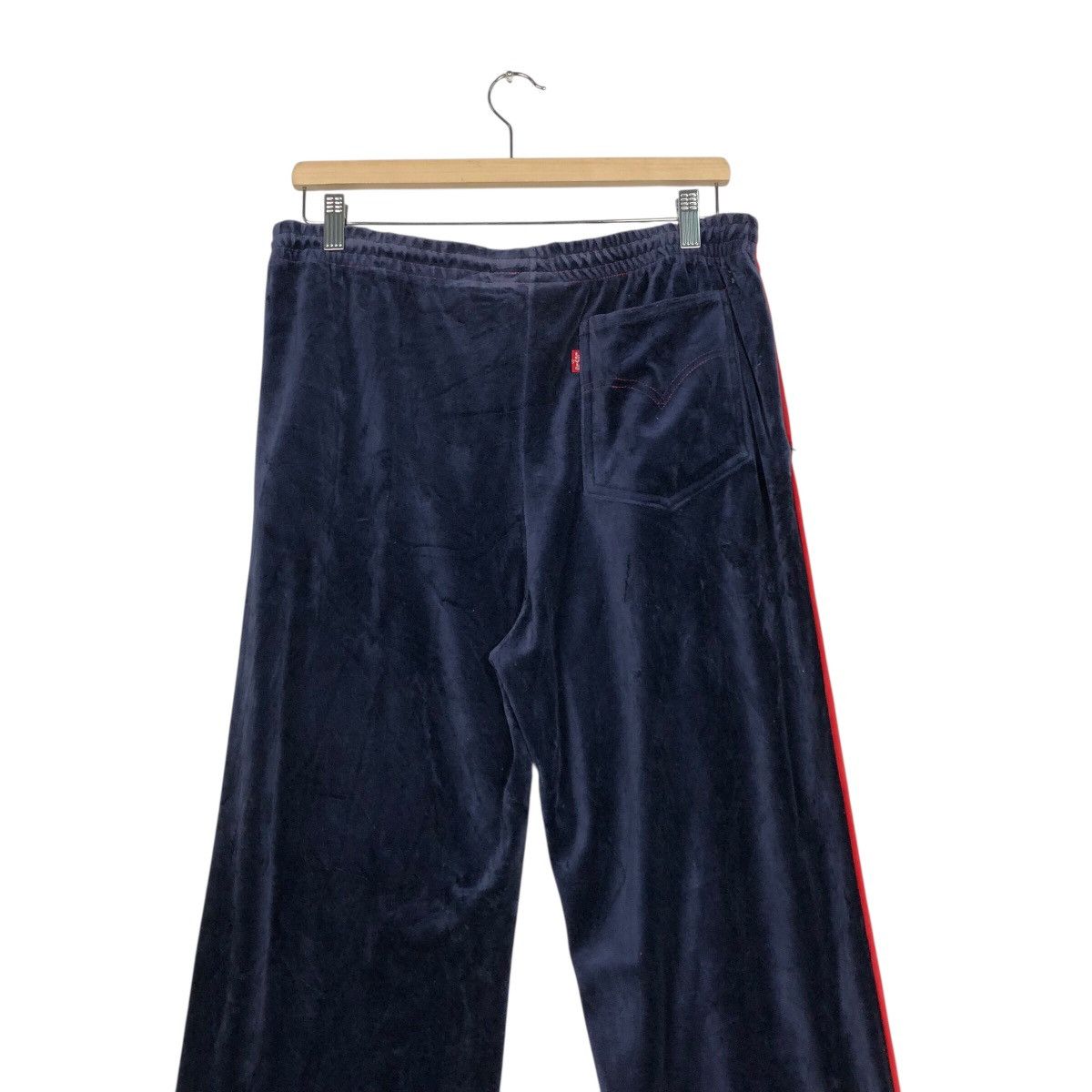 Levi's Levi’s Velour Track Pant — Navy Plush w/ Red Side Line Size US 30 / EU 46 - 11 Thumbnail