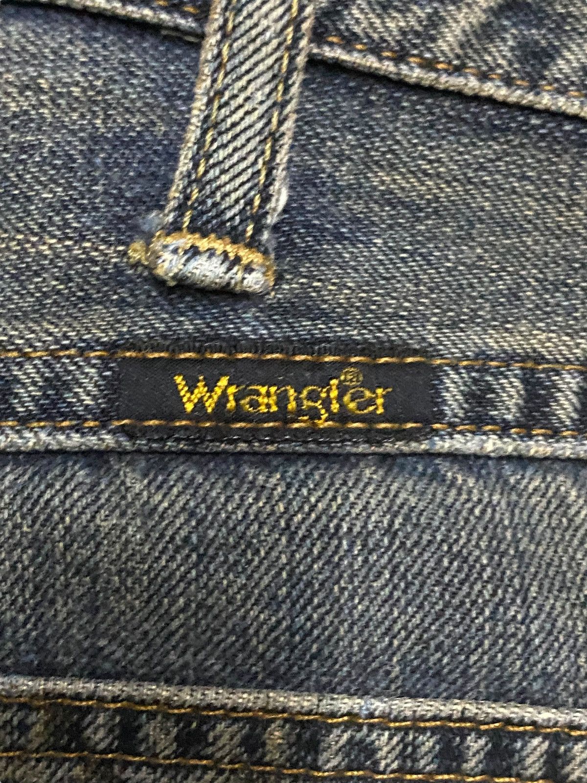 Wrangler Wrangler Authentic Western geams Distressed Loose Jeans Size US 30 / EU 46 - 17 Thumbnail