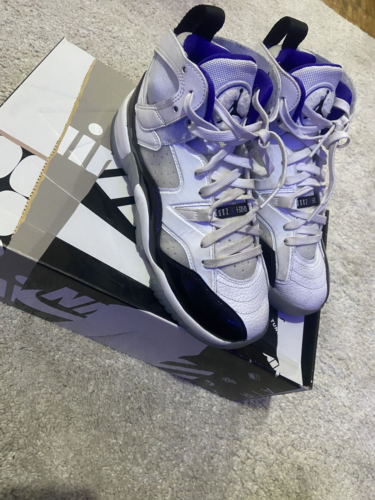 Jordan Brand US 13 Air Jordan Men's White Black Purple NikeRetro Two Trey Size US 5.5 / EU 38 - 6 Thumbnail