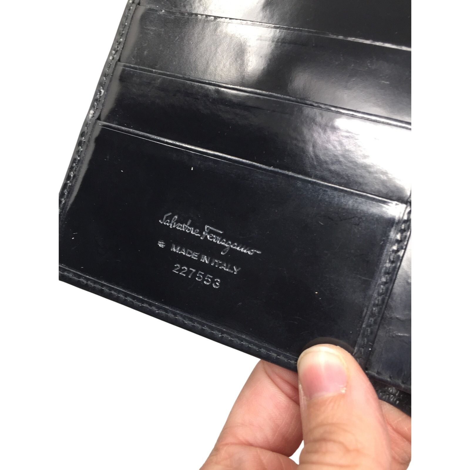 Salvatore Ferragamo Ferragamo Bi-fold Wallet - Double Gancini Enamel Black Size ONE SIZE - 4 Thumbnail