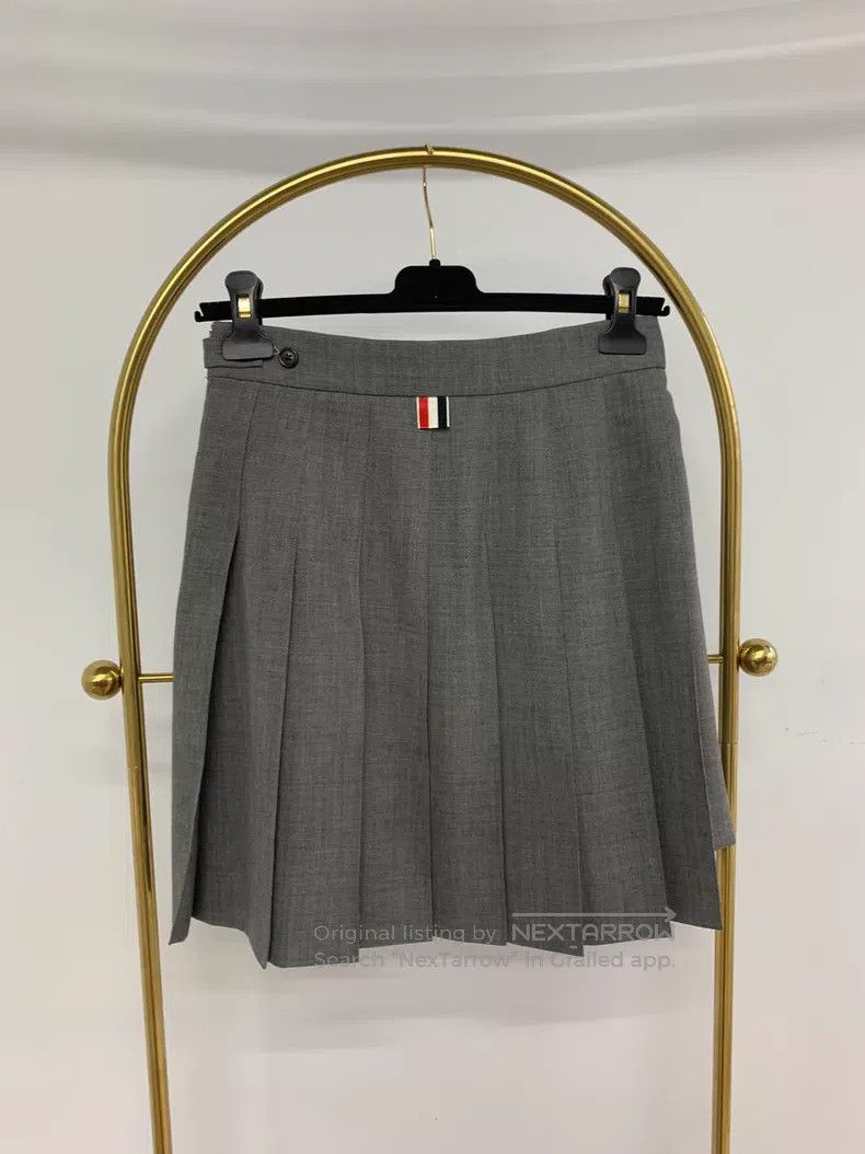 Thom Browne Thom Browne Classic Gray Wool Pleated Skirt Size 24" / US 00 / IT 34 - 2 Thumbnail