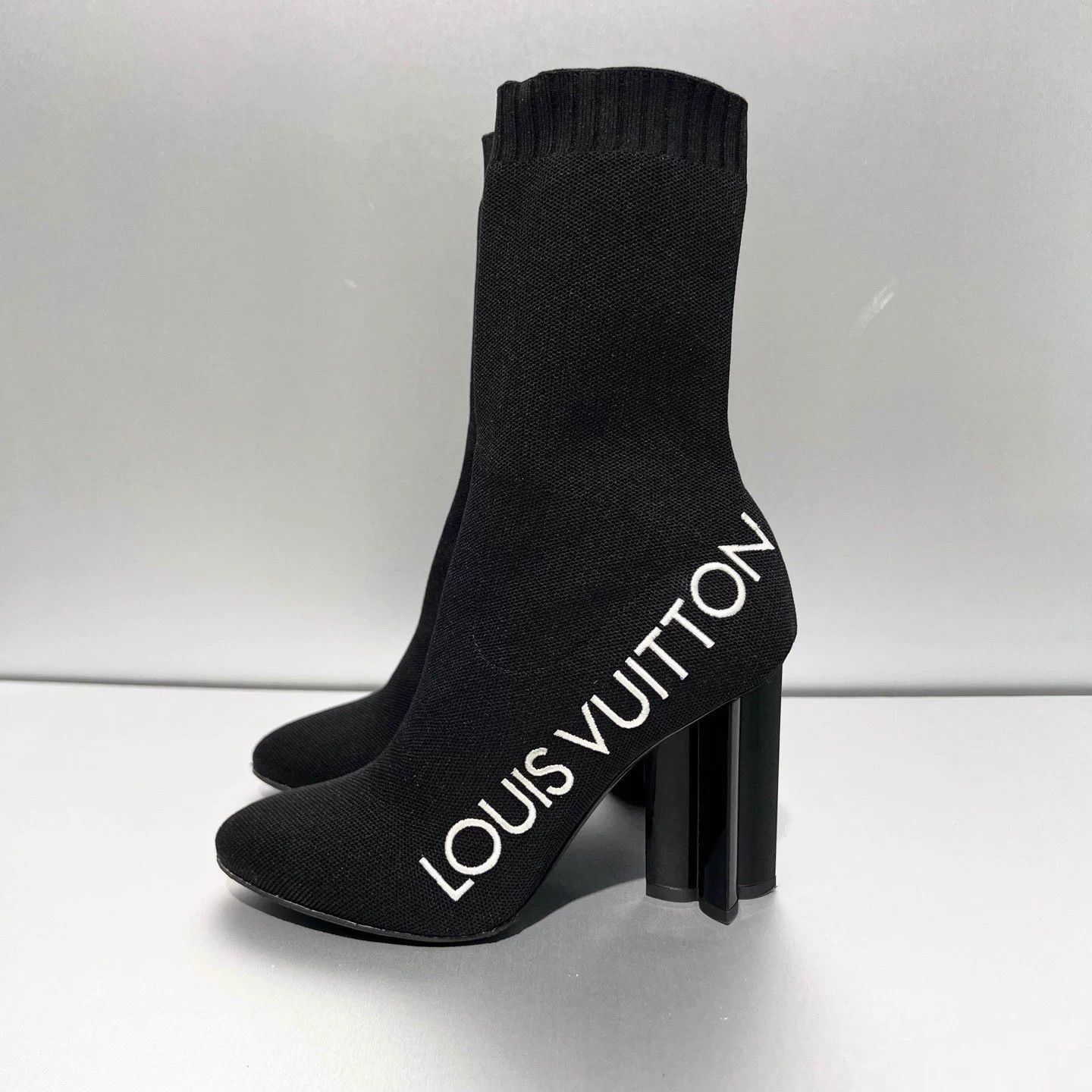 Louis Vuitton LV Side Logo Sock Heels EU 36 Size US 5 / IT 35 - 6 Thumbnail