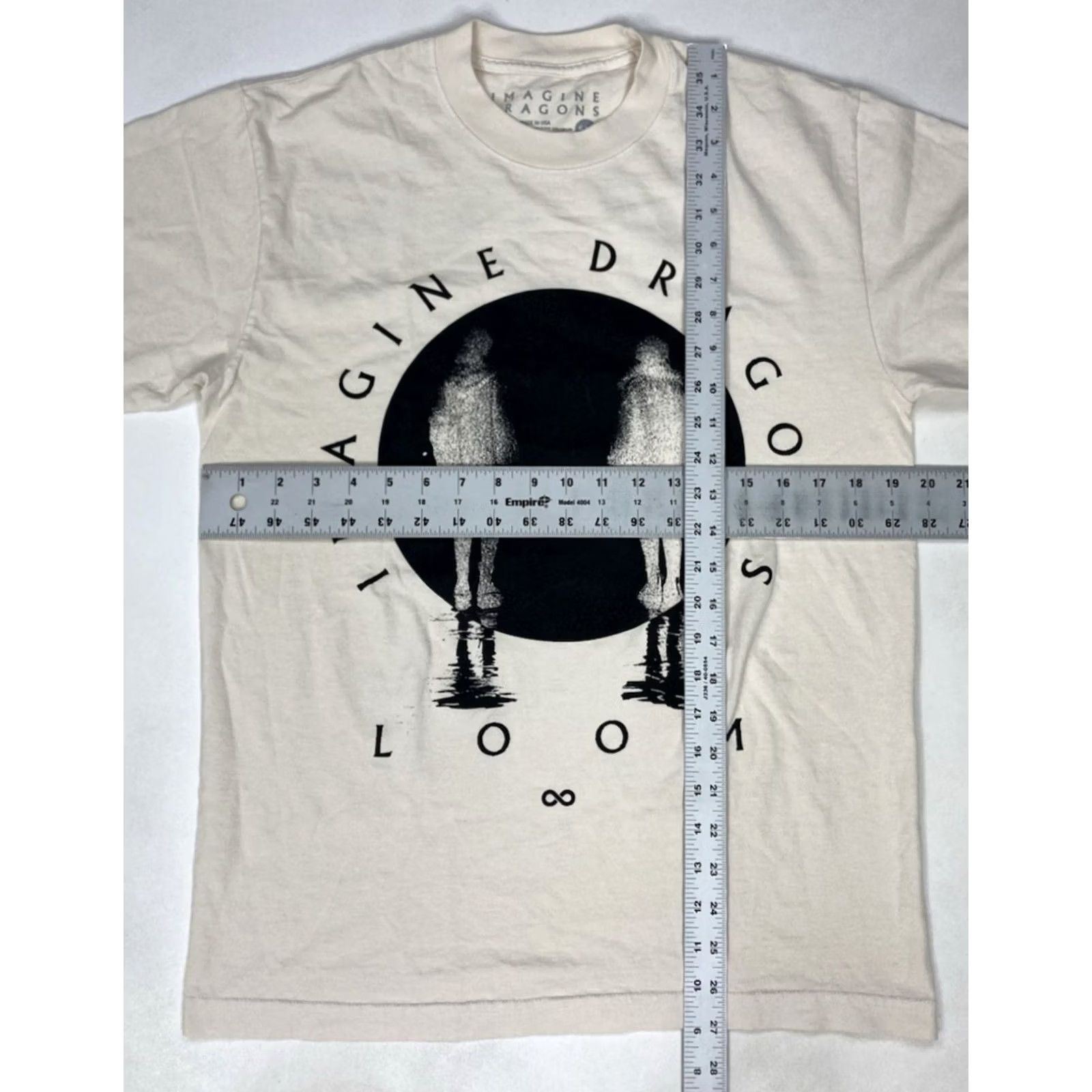 Vintage VINTAGE Imagine Dragons Loom World Tour 2024 Graphic T-shirt Men Medium Music Shirt Ivory Cotton Crew Neck Short Sleeve Logo All Seasons 90s? Size US M / EU 48-50 / 2 - 6 Thumbnail