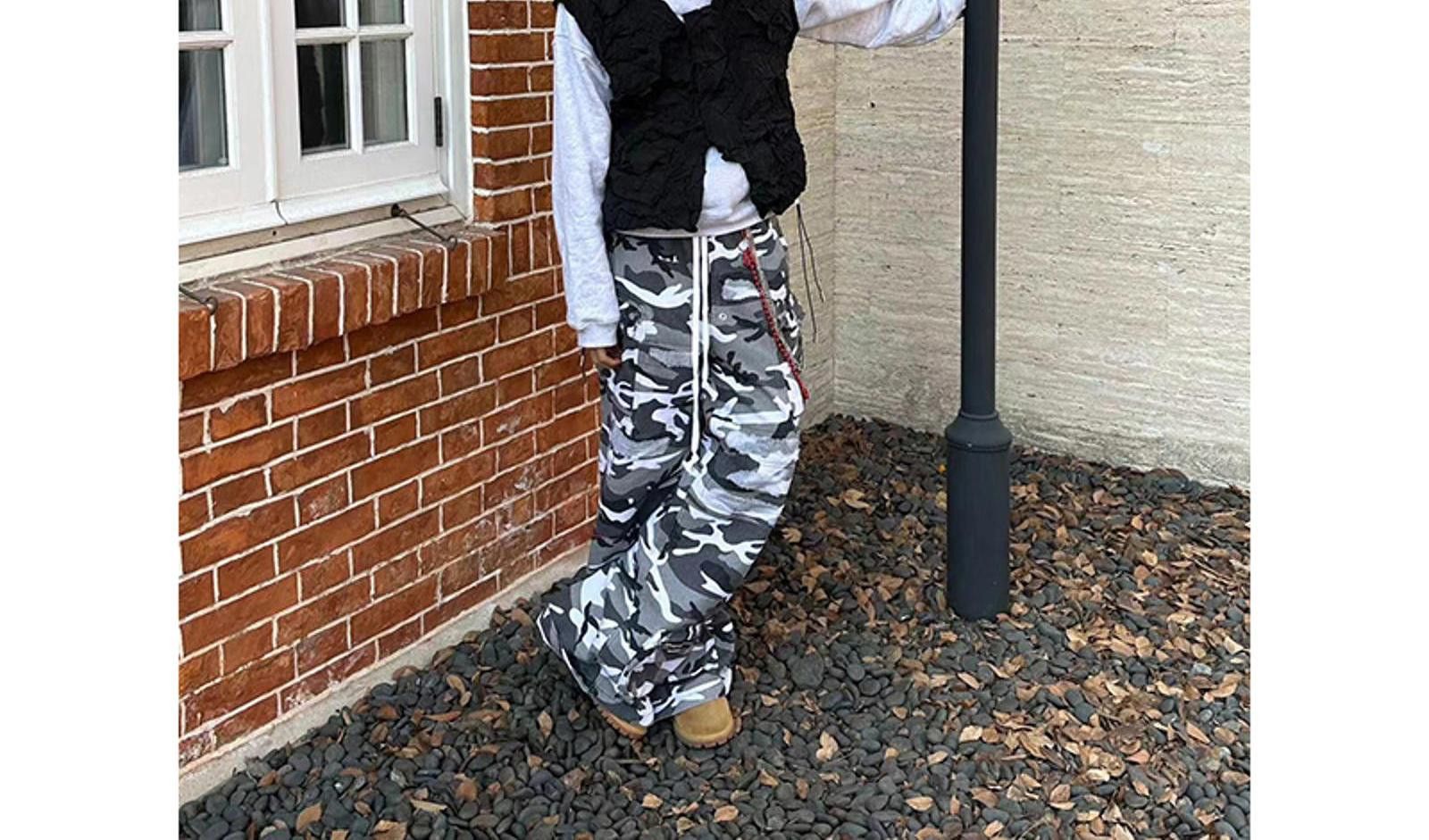 Vintage Camouflage Multi Pocket Cargo Pants Size US 32 / EU 48 - 4 Thumbnail