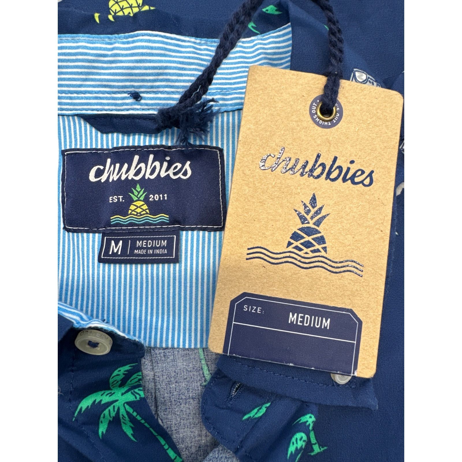 Chubbies Chubbies Friday Shirt Blue Short Sleeve Button-up men sz M Size US M / EU 48-50 / 2 - 6 Thumbnail