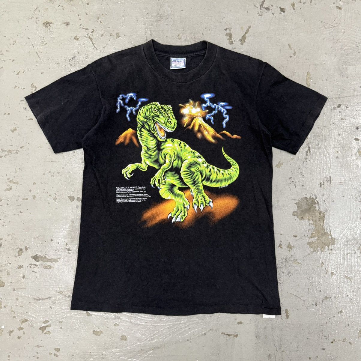 Arts & Science Vintage Giganatosaurus Thunder American Thunder Tee Size US M / EU 48-50 / 2 - 1 Thumbnail