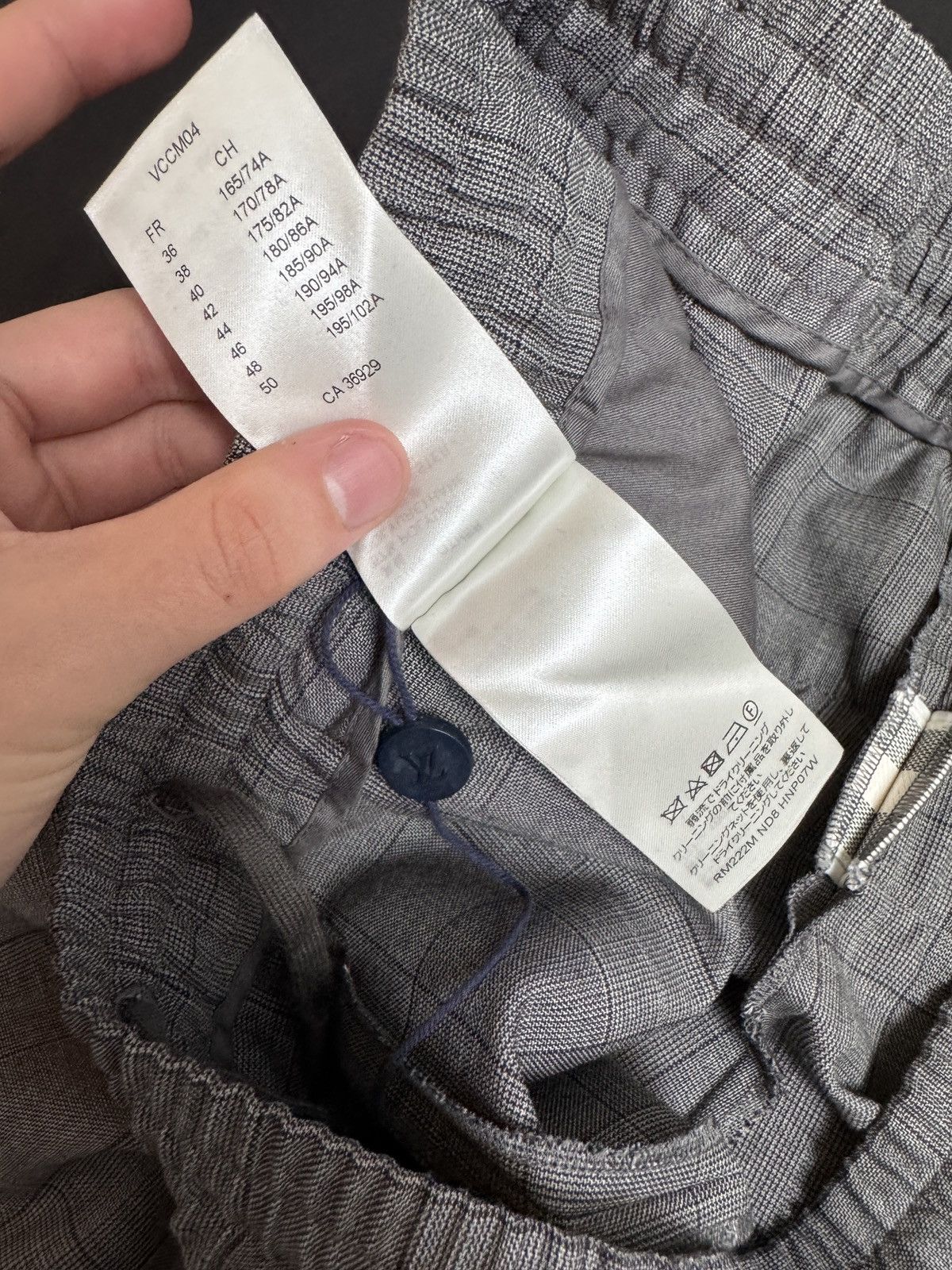 Louis Vuitton Louis Vuitton Damier Tailored Grey Track Suit - Size M Size US M / EU 48-50 / 2 - 17 Thumbnail