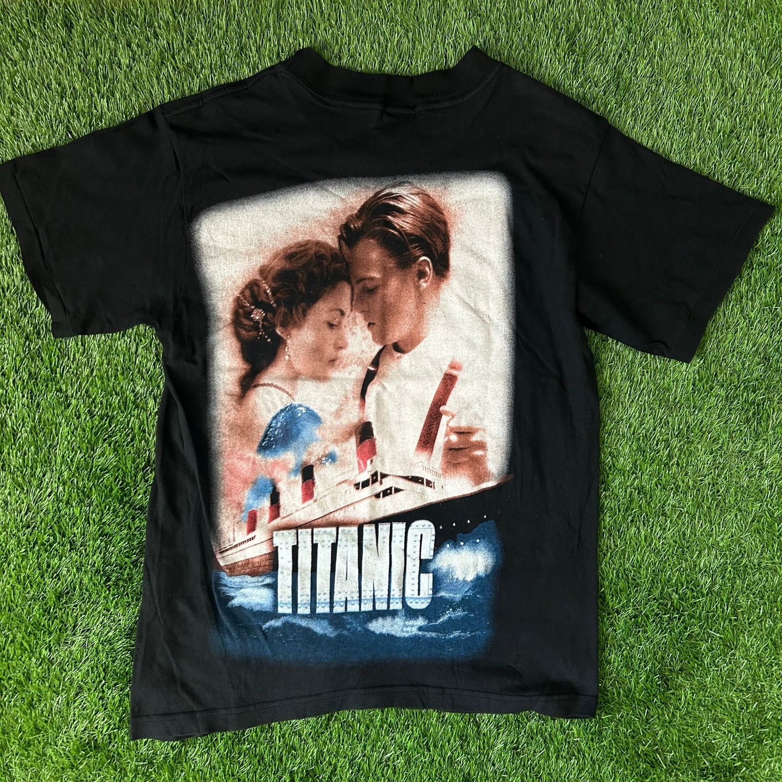 Other Vintage Leonardo DiCaprio Rap Tee Size US S / EU 44-46 / 1 - 2 Thumbnail