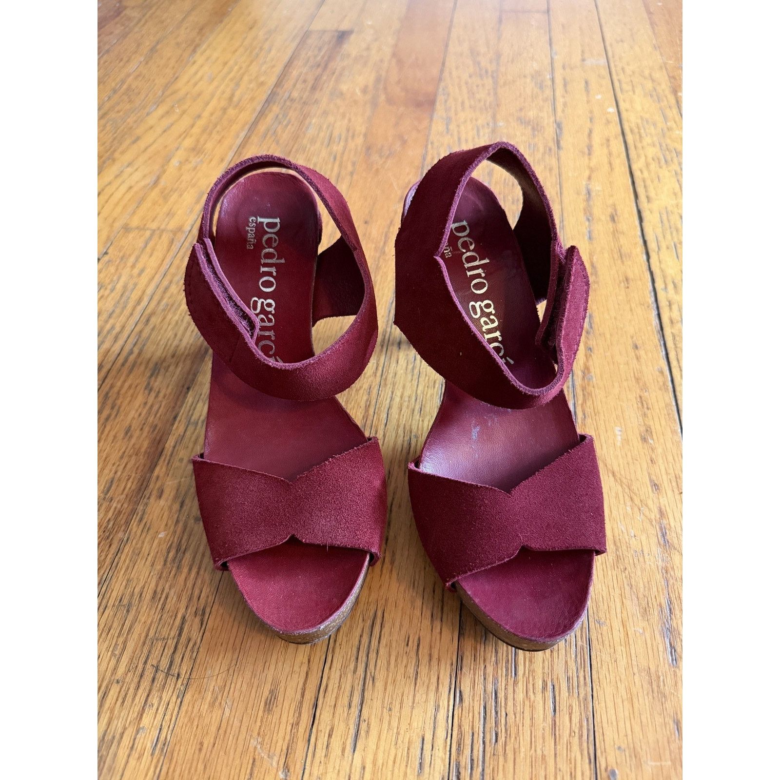 Pedro Garcia Pedro Garcia Shoes Womens Size 6.5 Red Suede Platform Size US 4 / IT 34 - 5 Thumbnail