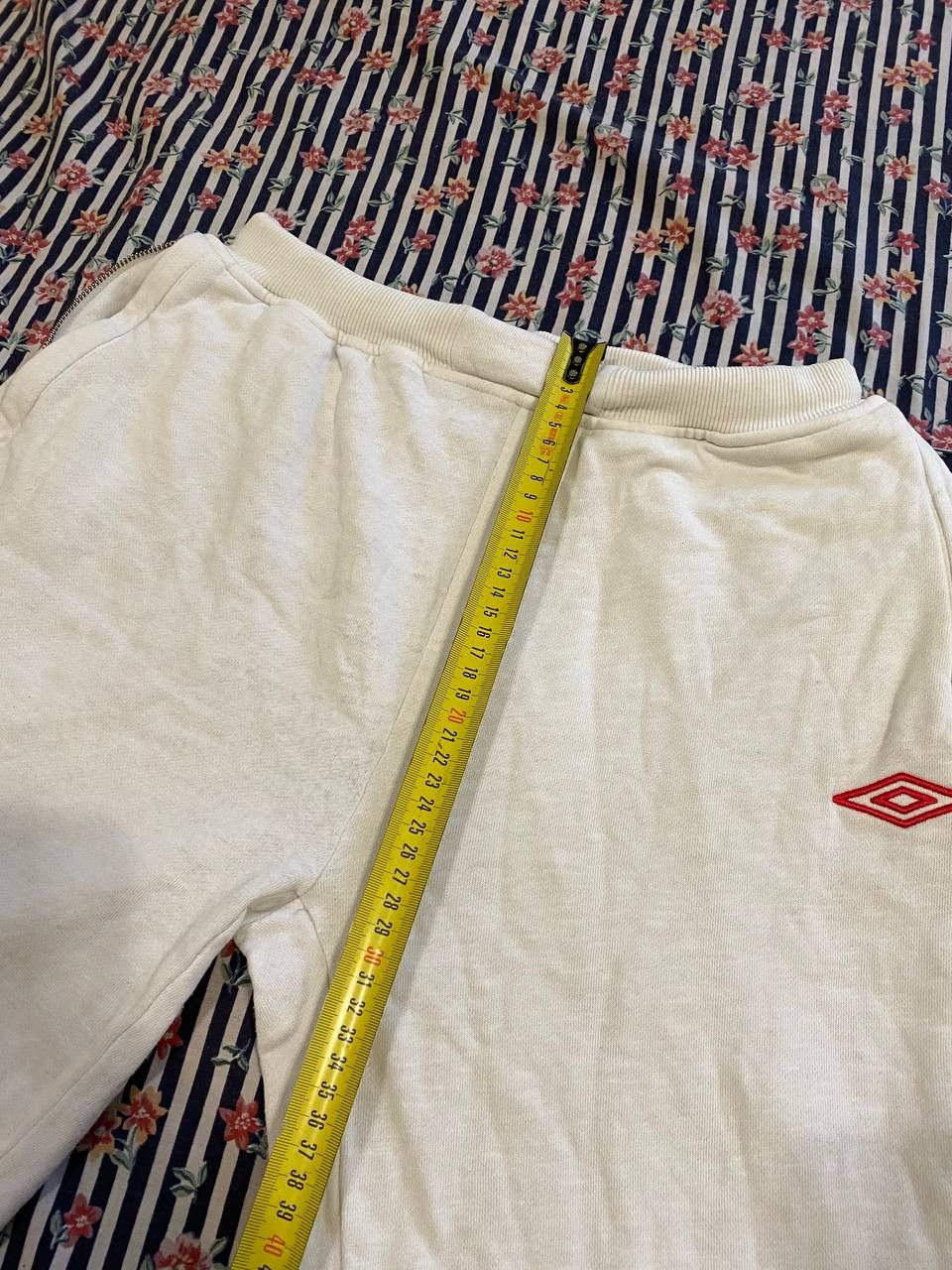 Umbro Vintage 90s Umbro shorts streetwear logo style Size US 30 / EU 46 - 11 Thumbnail