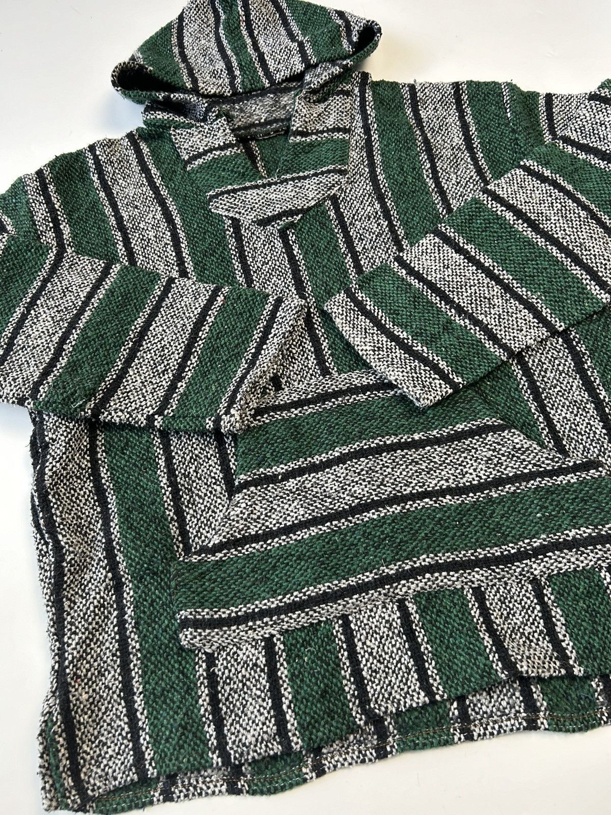 Aran Isles Knitwear × Vintage VINTAGE BAJA KNITWEAR HOODIE SWEATER Size US M / EU 48-50 / 2 - 2 Thumbnail