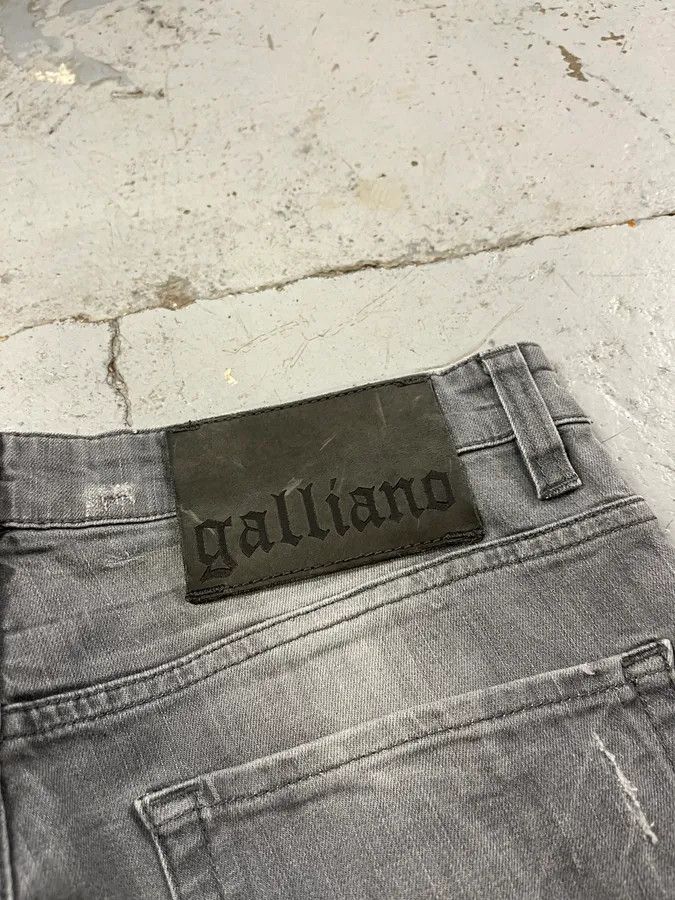 John Galliano SS2013 John Galliano Grey Denim Distressed Slim Jeans Size US 32 / EU 48 - 10 Thumbnail