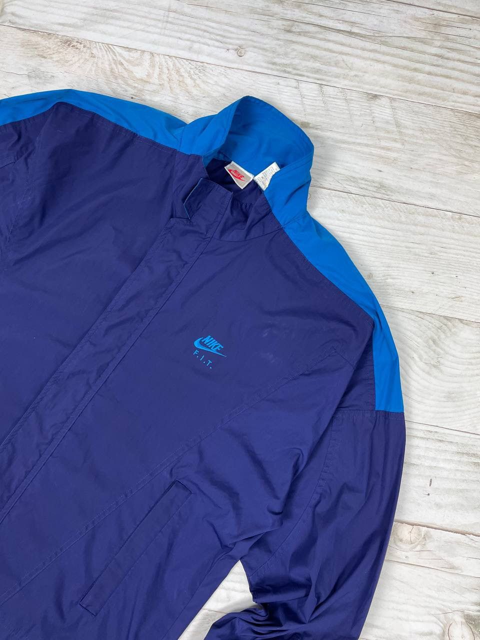 Nike Vintage Nike Tracksuit Jacket And Pants Nylon 90s Size US S / EU 44-46 / 1 - 21 Thumbnail