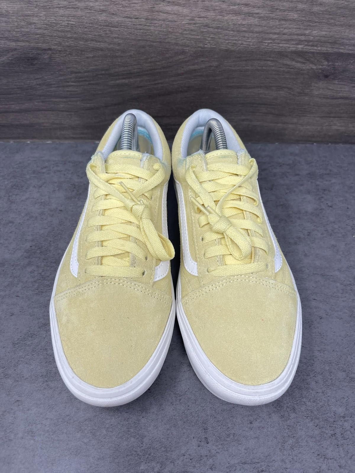 Vans Vans Old Skool Shoes Mens Size 8 Yellow Low Top Sneakers Size US 8 / EU 41 - 3 Thumbnail