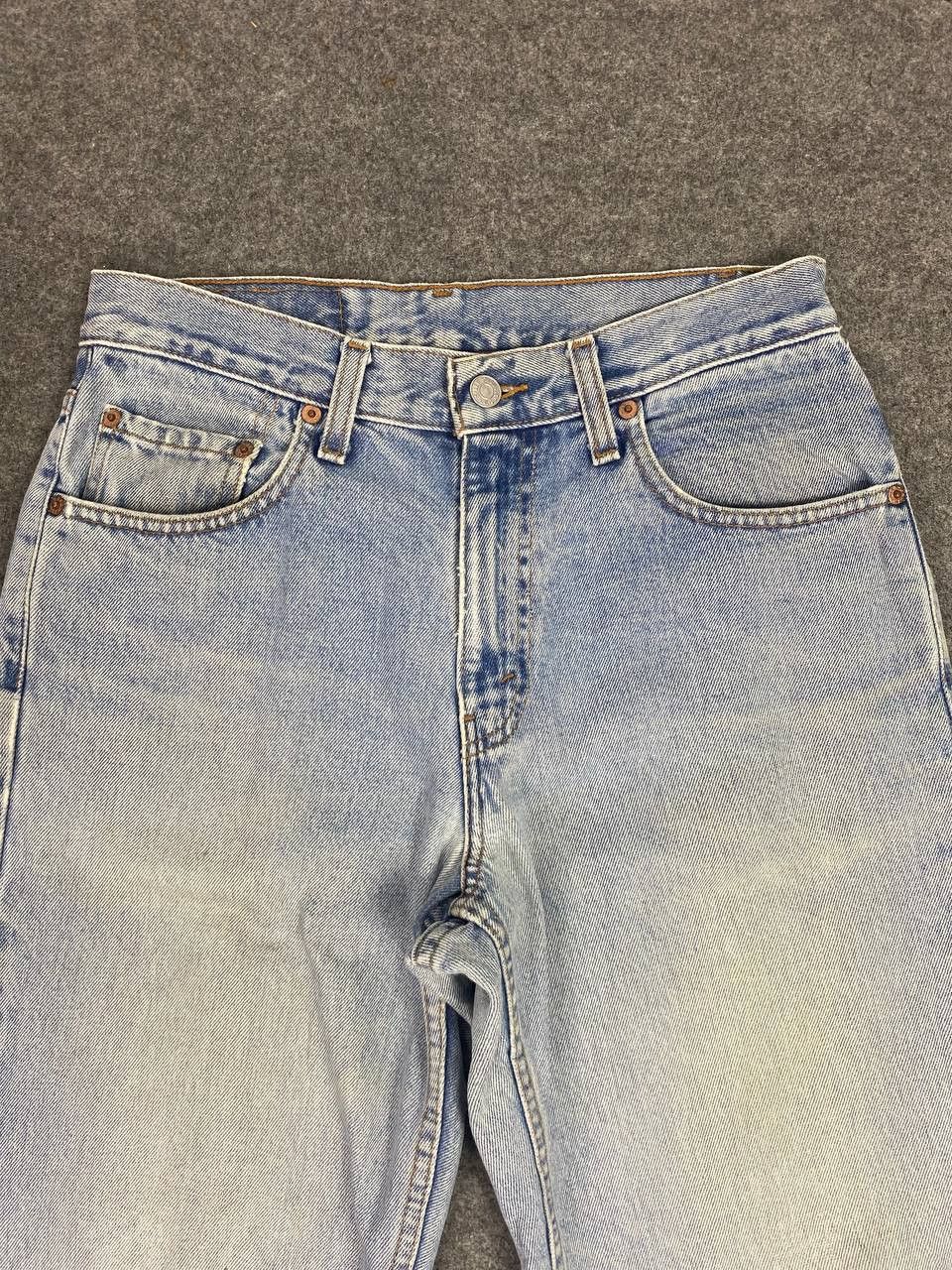 Levi's vintage levis 550 relaxed fit distressed denim nice design Size US 31 - 9 Thumbnail