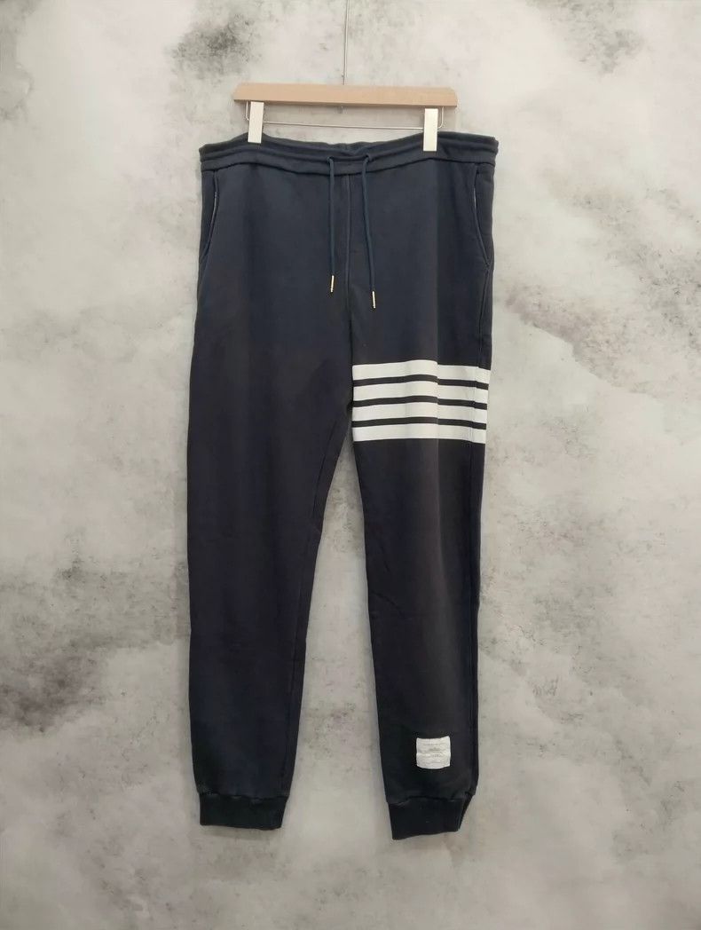 Thom Browne Thom Browne TB 4-Stripe Sweatpants - dmc Size US 30 / EU 46 - 1 Thumbnail
