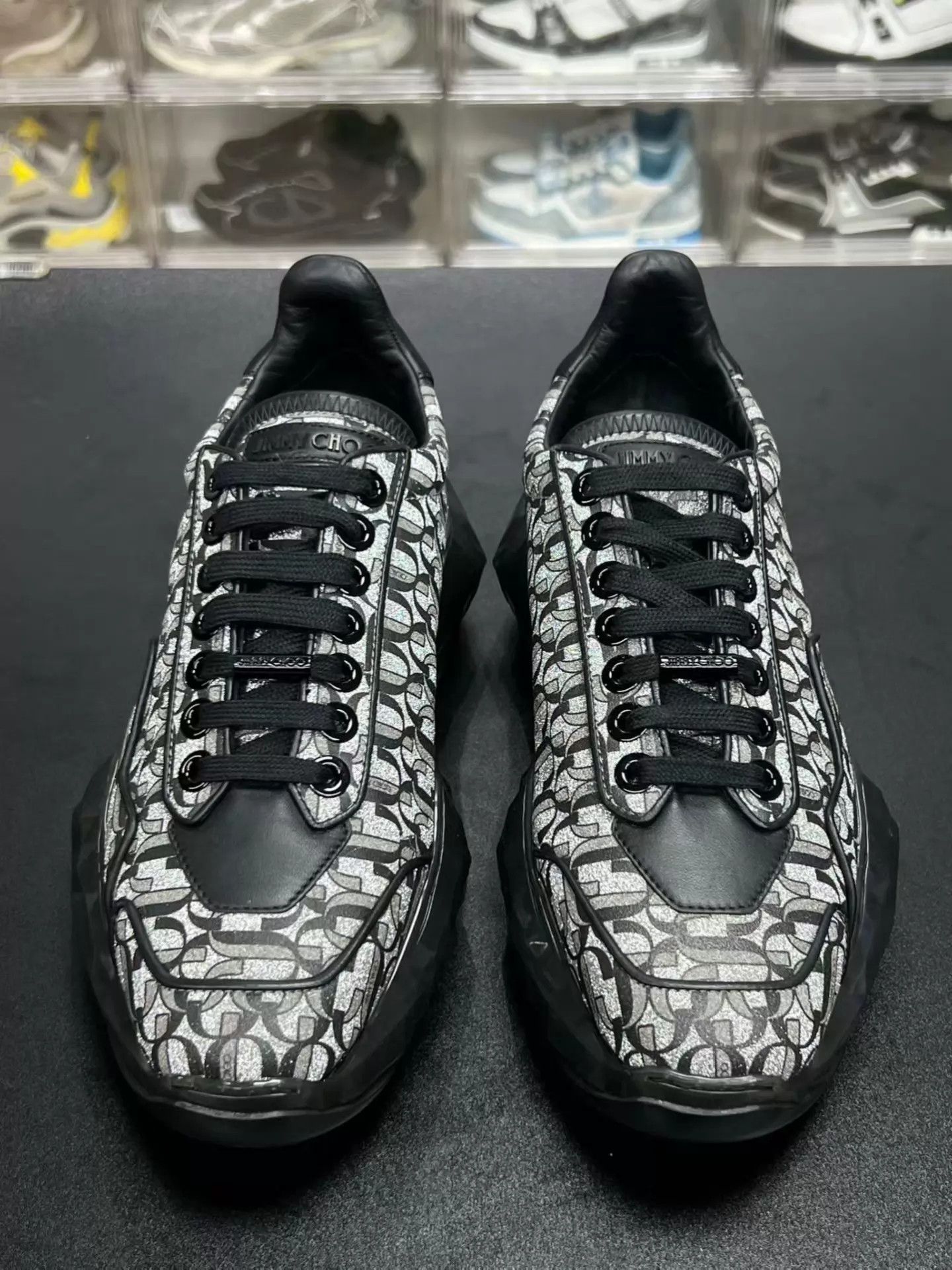 Jimmy Choo Jimmy Choo All Over Print Sneakers 38.5 EU Like New Size US 8 / IT 38 - 2 Thumbnail