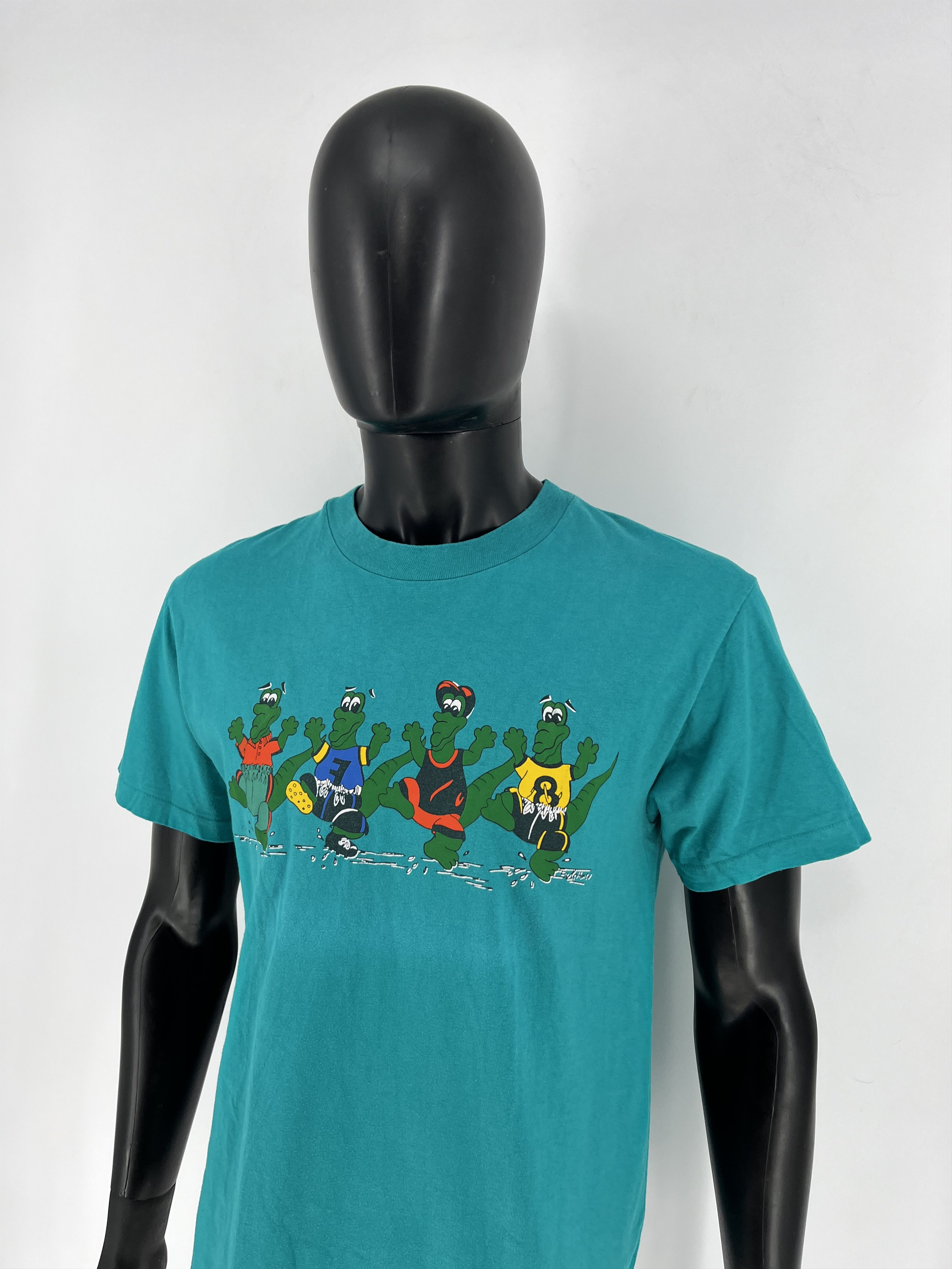 Vintage Vintage Croc T Shirt Mens 90s 80s Art Museum Made in USA Size US M / EU 48-50 / 2 - 5 Thumbnail