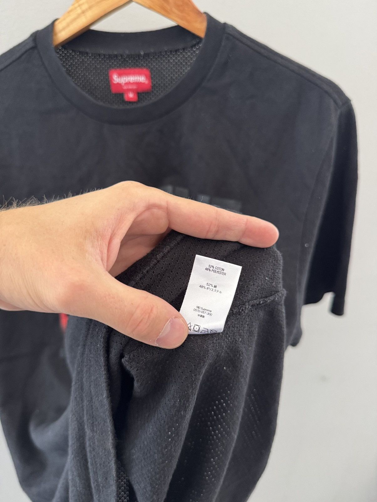 Supreme Black Mesh T-Shirt Tee Jersey Big Logo Supreme EST. 1994 Size US M / EU 48-50 / 2 - 7 Thumbnail
