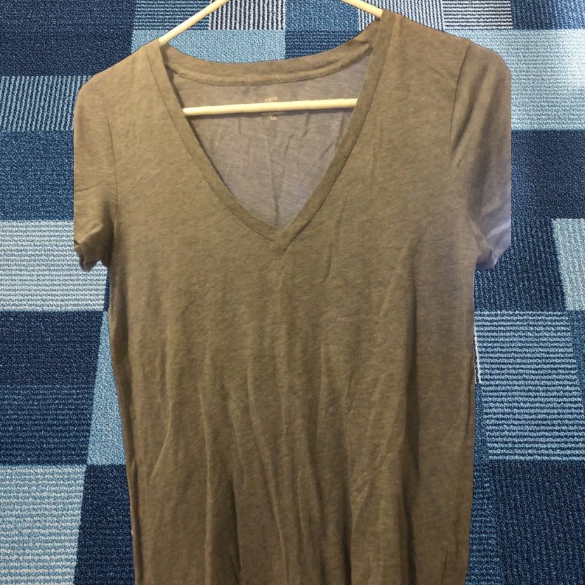 J.Crew VINTAGE J.CREW Cotton Short Sleeve Tee Shirt Solid Gray XXS Women Scoop Neck Tee Shirt Men? Wait. Size XXS / US 00 / IT 34 - 1 Thumbnail