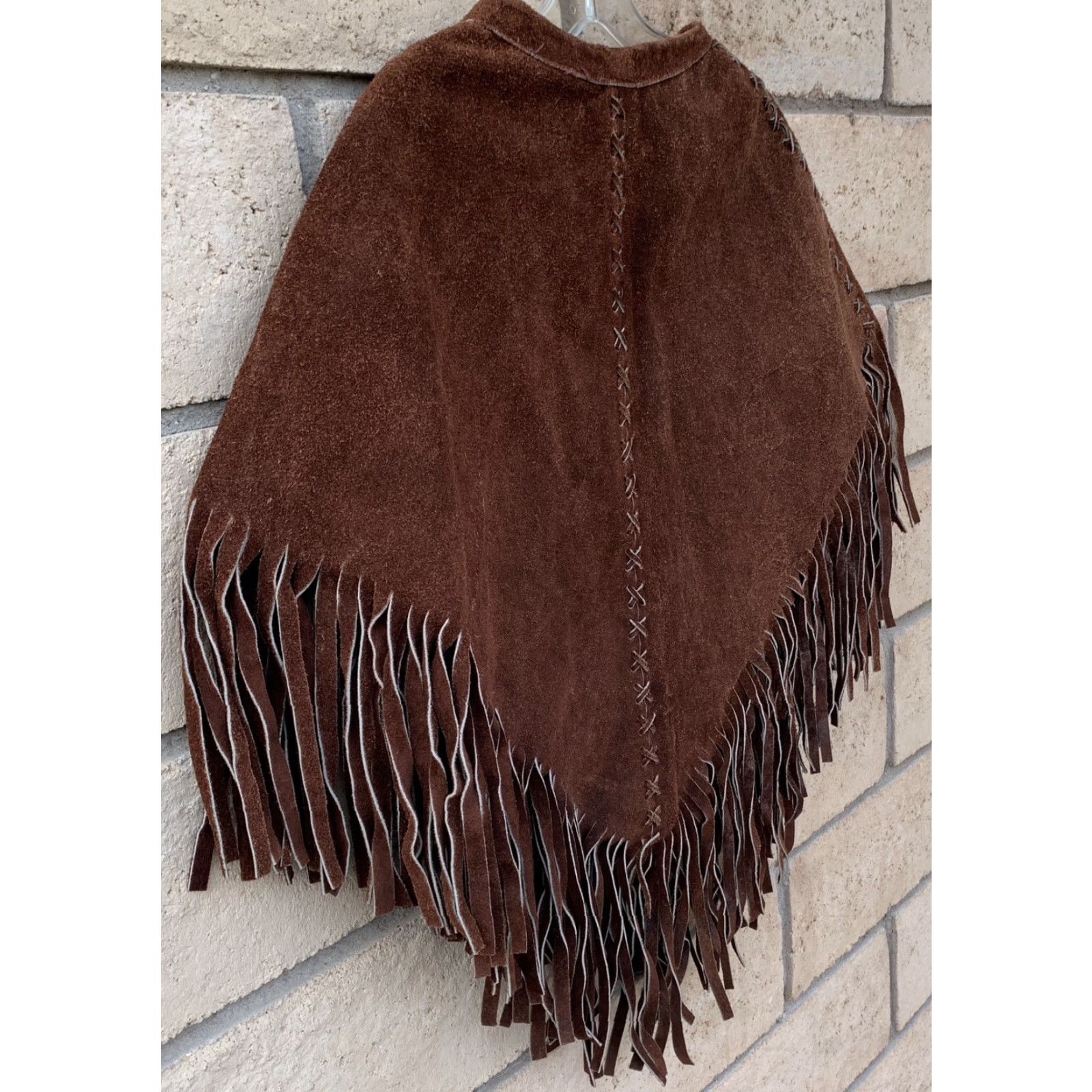 Vintage VINTAGE Western Suede Poncho Fringe Cowgirl Boho Hippie Chic Western Poncho Brown Suede Shirt Womens Mens Adults Boys Girls Size ONE SIZE - 5 Thumbnail