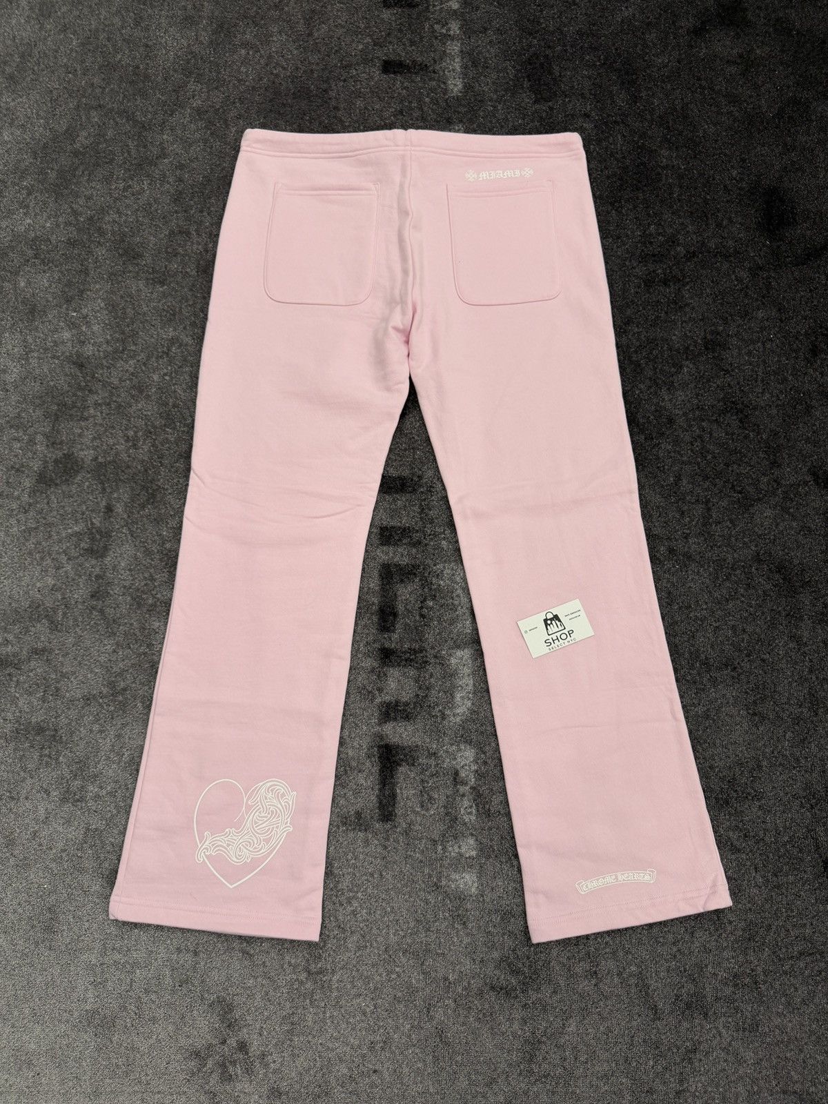 Chrome Hearts BRAND NEW CHROME HEARTS MIAMI ART BASEL PINK FLARE SWEATPANT Size US 34 / EU 50 - 2 Thumbnail