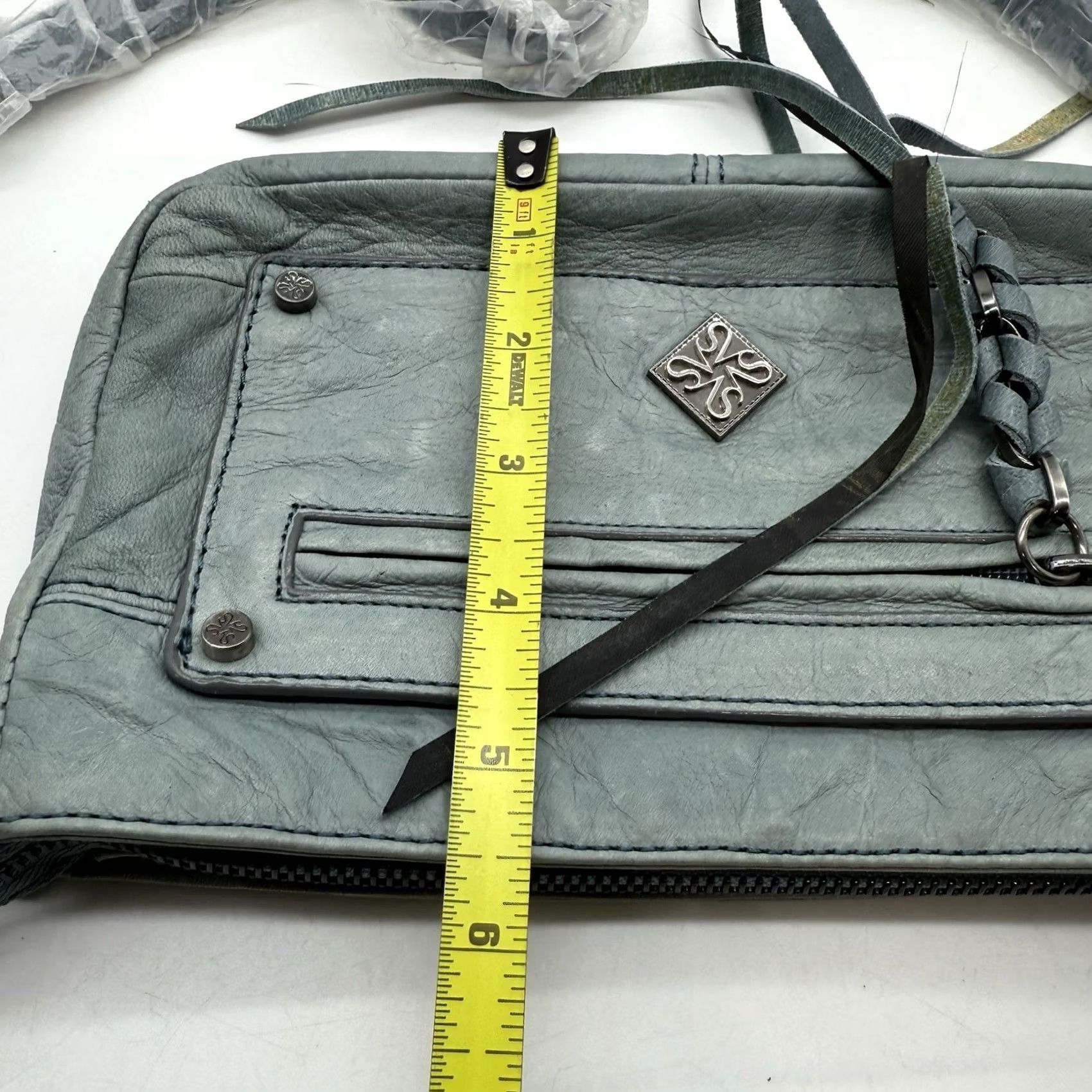 Vintage VINTAGE Simply Vera Wang Teal Green Leather Crossbody Purse FLAWED Size ONE SIZE - 4 Thumbnail