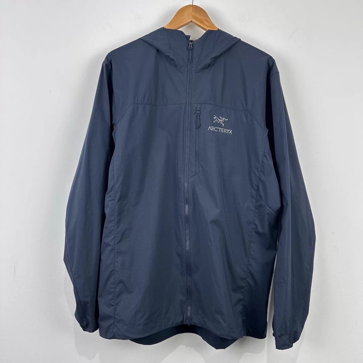 Arc'teryx Blue Lightweight Hooded Jacket Size US L / EU 52-54 / 3 - 1 Thumbnail