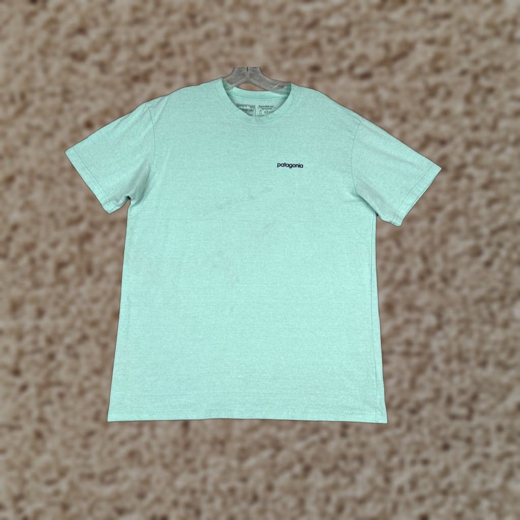Patagonia Patagonia Shirt Men L Blue Crew Neck Cotton Polyester Blend Fitz Roy Short Sleeve Men’s T-Shirt Size US L / EU 52-54 / 3 - 1 Thumbnail