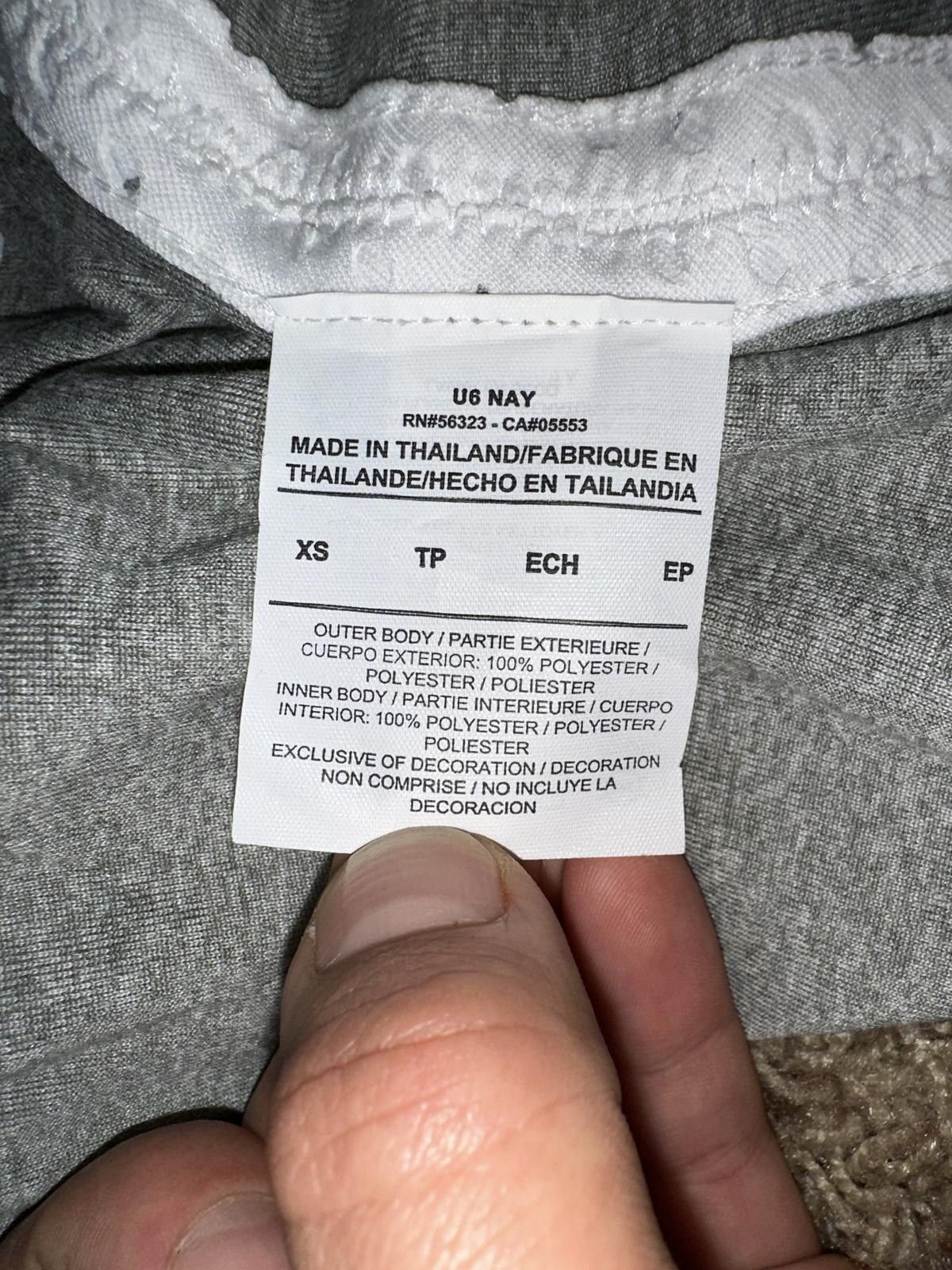 Nike Nike Women’s Gym White/Grey Reversible Training Shorts Size 26" / US 2 / IT 38 - 8 Thumbnail