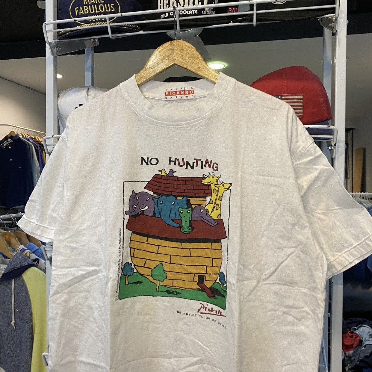 Vintage Vintage Art Papaul Picasso Sapone No Hunting tee shirt Size US L / EU 52-54 / 3 - 3 Thumbnail