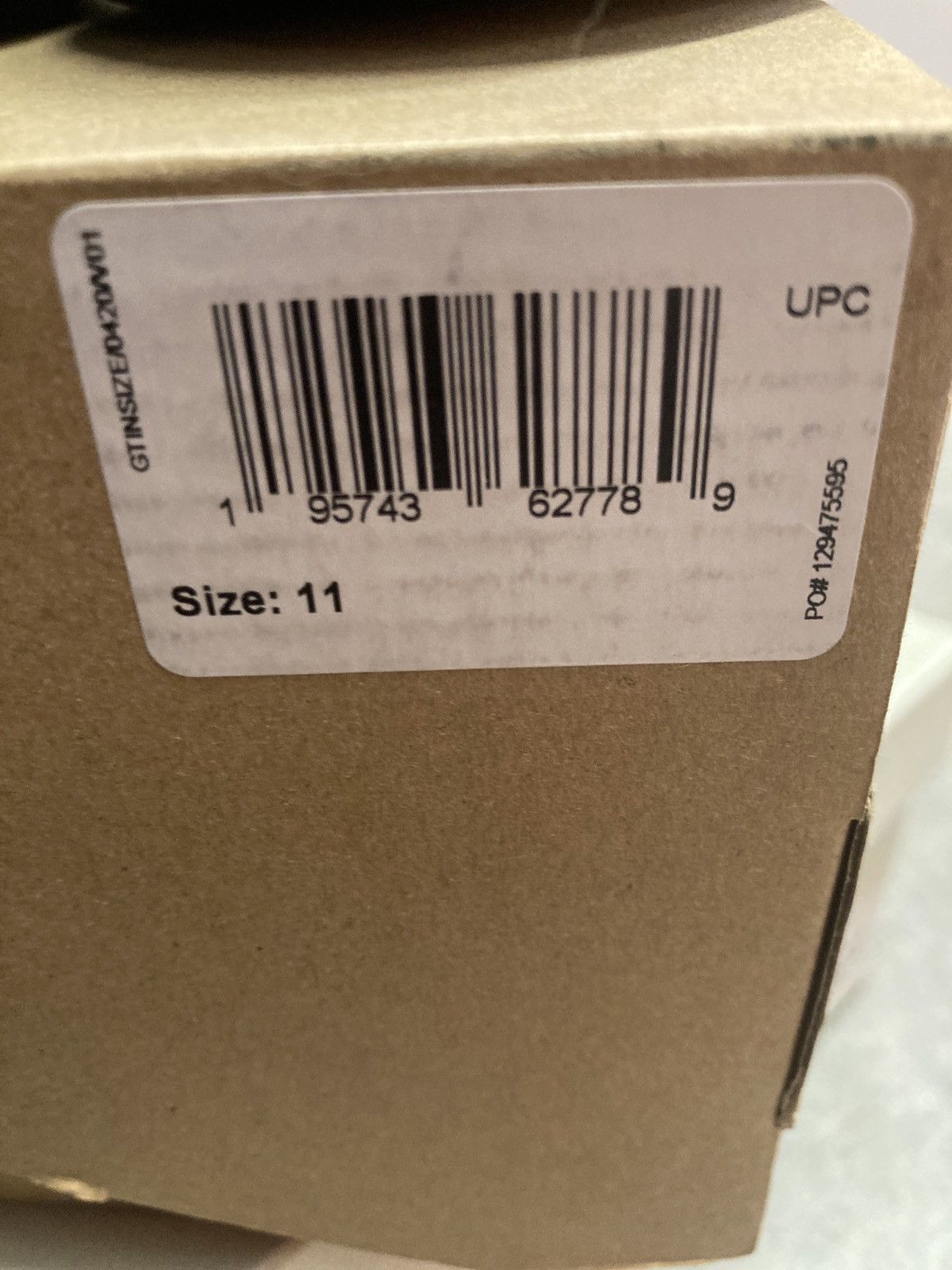 Adidas Adidas Yeezy Foam RNR Size US 11 / EU 44 - 2 Thumbnail