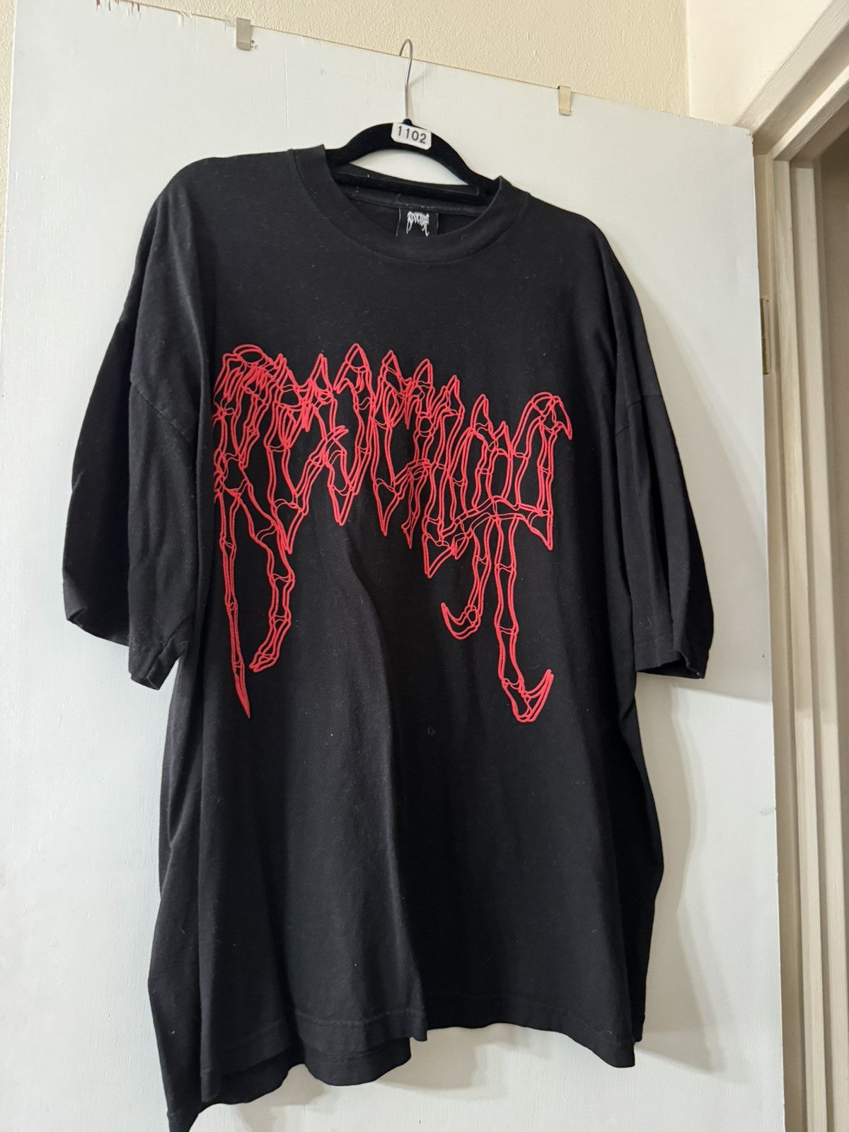 Revenge Revenge Black & Red City Morgue Skull n Bones tee. Size US XXL / EU 58 / 5 - 1 Thumbnail