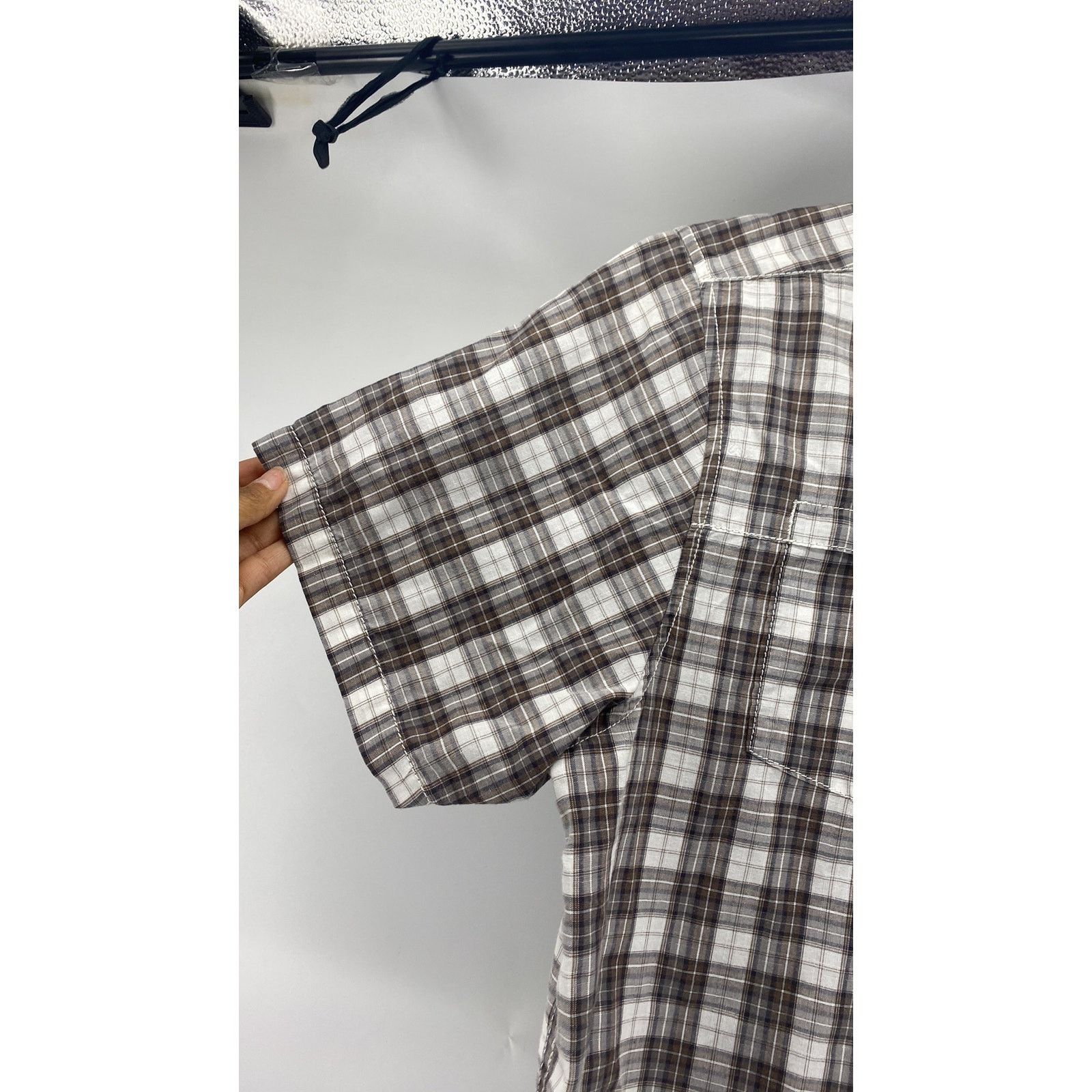 The North Face The North Face Plaid button down short sleeve shirt size L Size US L / EU 52-54 / 3 - 5 Thumbnail